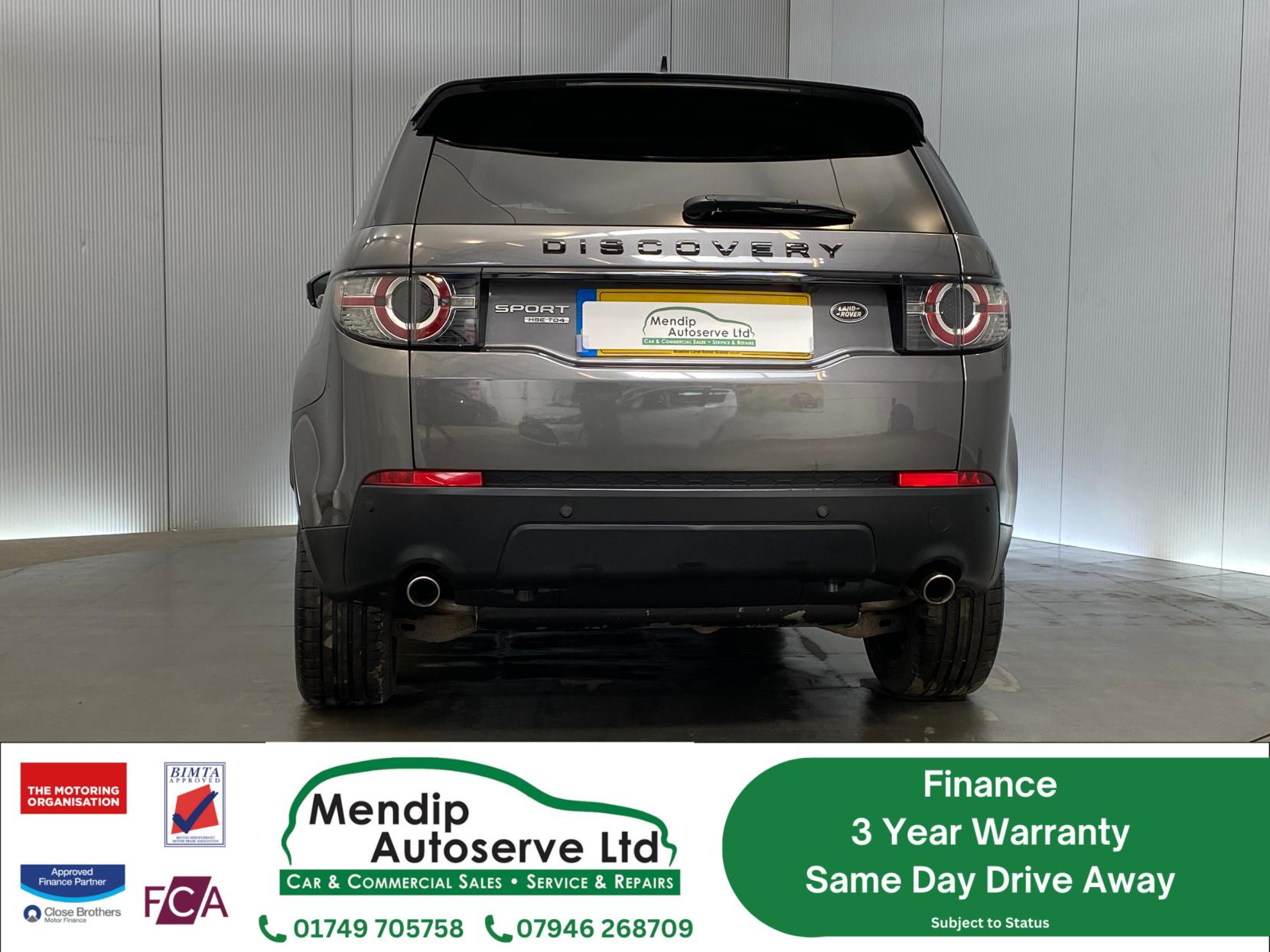 Land Rover Discovery Sport 2.0 TD4 HSE Black SUV 5dr Diesel Auto 4WD Euro 6 (s/s) (180 ps)