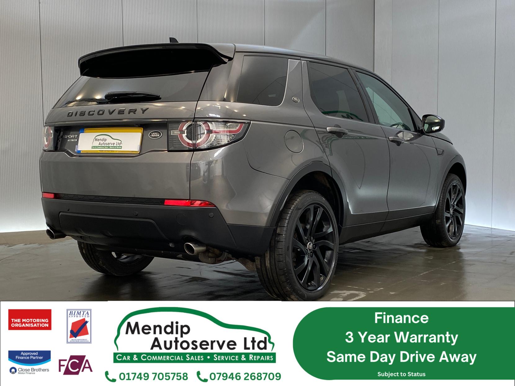 Land Rover Discovery Sport 2.0 TD4 HSE Black SUV 5dr Diesel Auto 4WD Euro 6 (s/s) (180 ps)