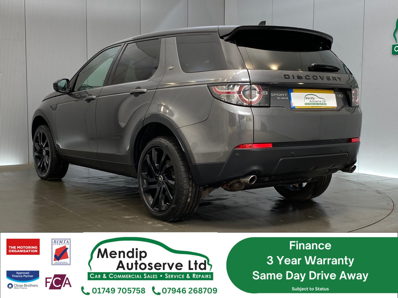 Land Rover Discovery Sport 2.0 TD4 HSE Black SUV 5dr Diesel Auto 4WD Euro 6 (s/s) (180 ps)