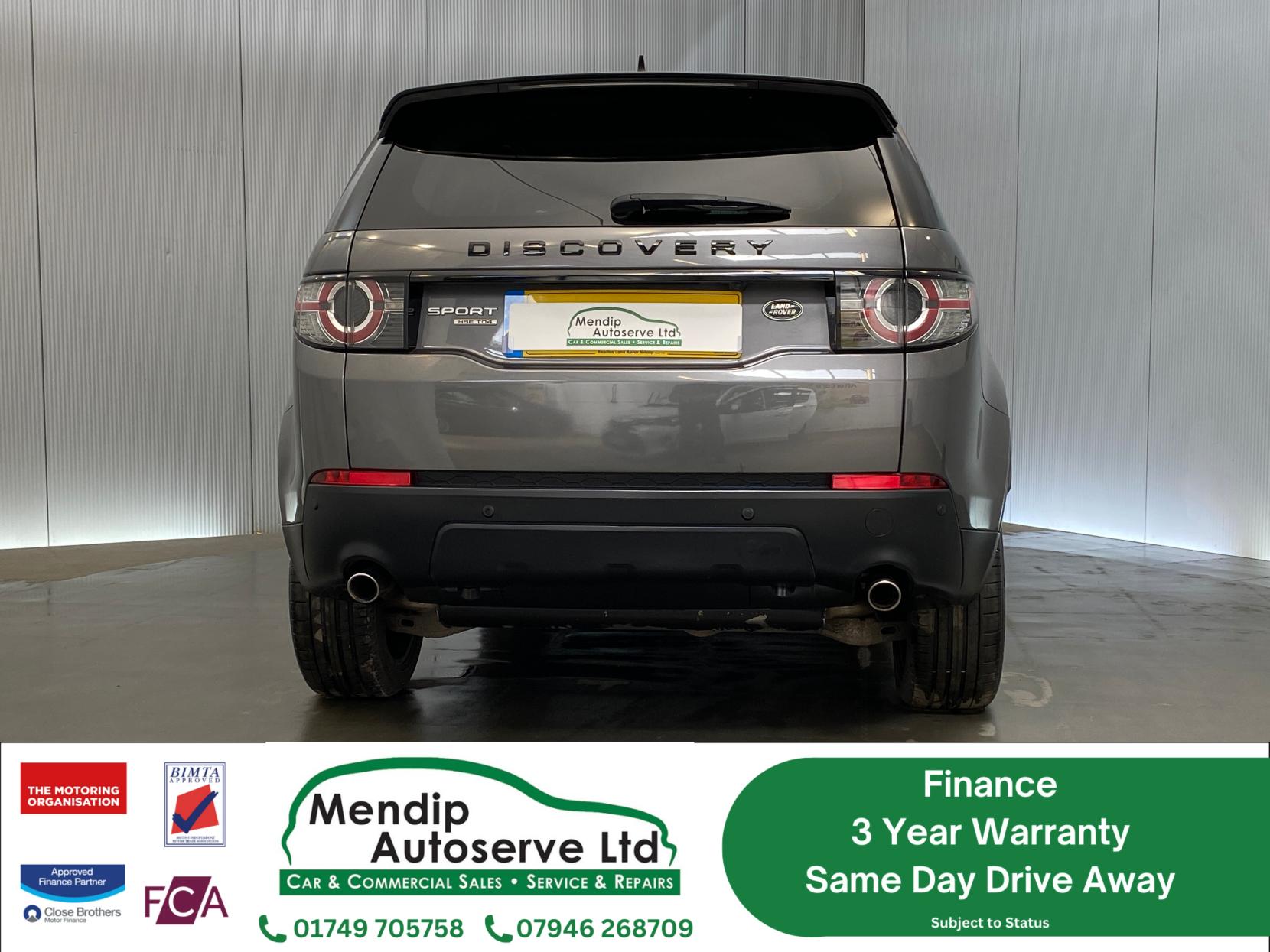 Land Rover Discovery Sport 2.0 TD4 HSE Black SUV 5dr Diesel Auto 4WD Euro 6 (s/s) (180 ps)
