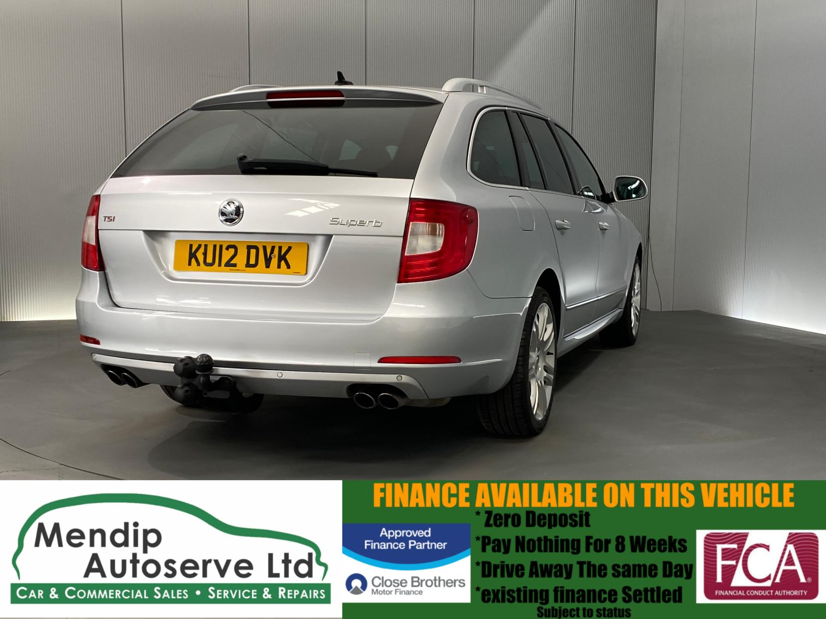 Skoda Superb 2.0 TFSI Elegance Estate 5dr Petrol DSG Euro 5 (200 ps)