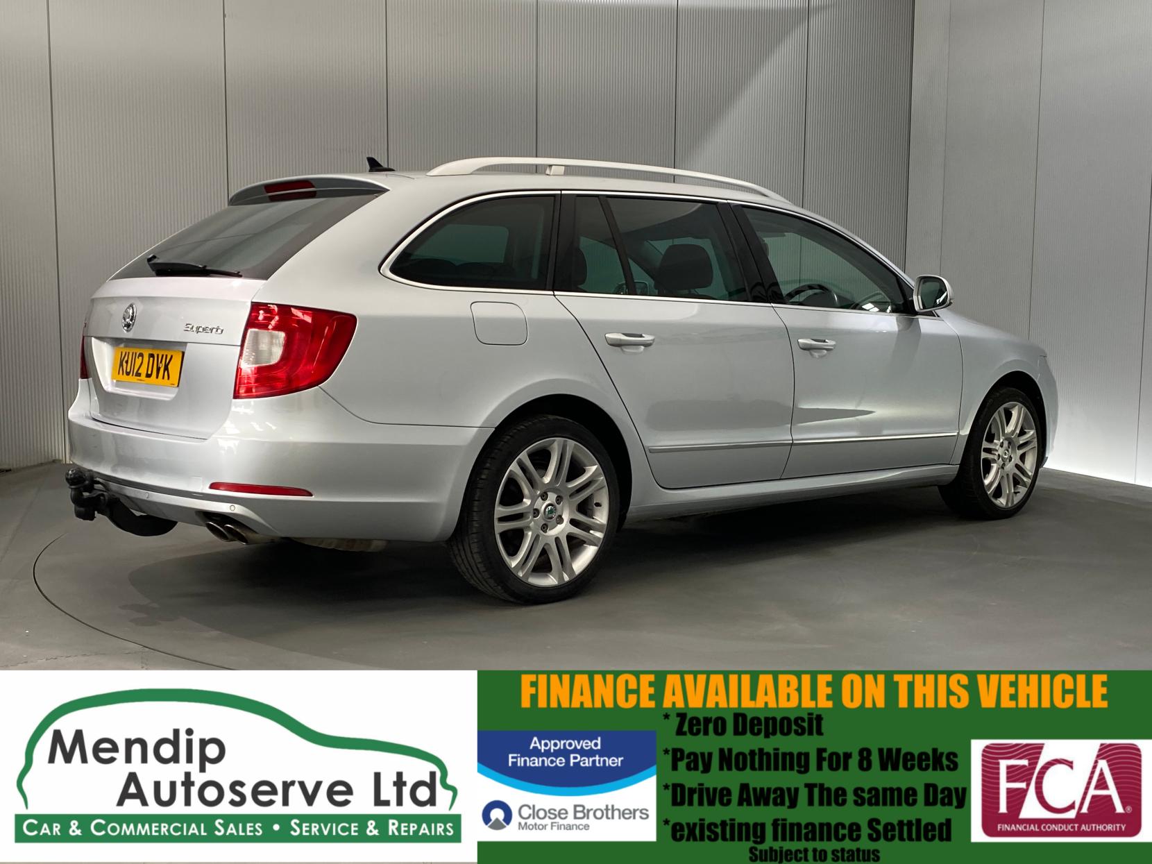 Skoda Superb 2.0 TFSI Elegance Estate 5dr Petrol DSG Euro 5 (200 ps)