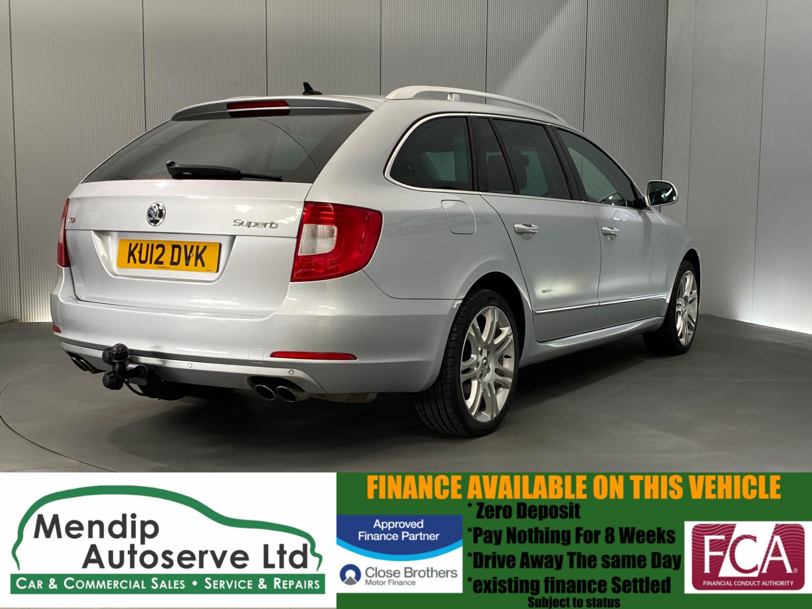 Skoda Superb 2.0 TFSI Elegance Estate 5dr Petrol DSG Euro 5 (200 ps)