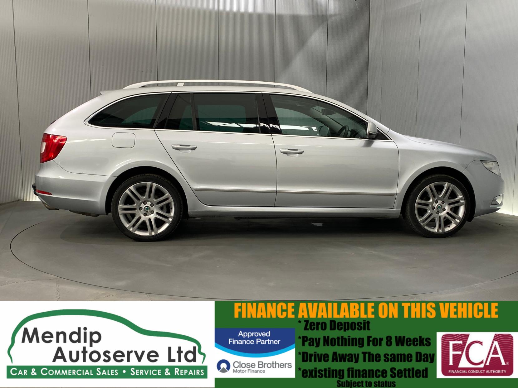 Skoda Superb 2.0 TFSI Elegance Estate 5dr Petrol DSG Euro 5 (200 ps)