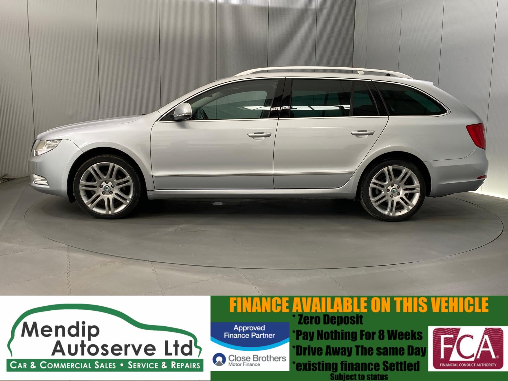 Skoda Superb 2.0 TFSI Elegance Estate 5dr Petrol DSG Euro 5 (200 ps)