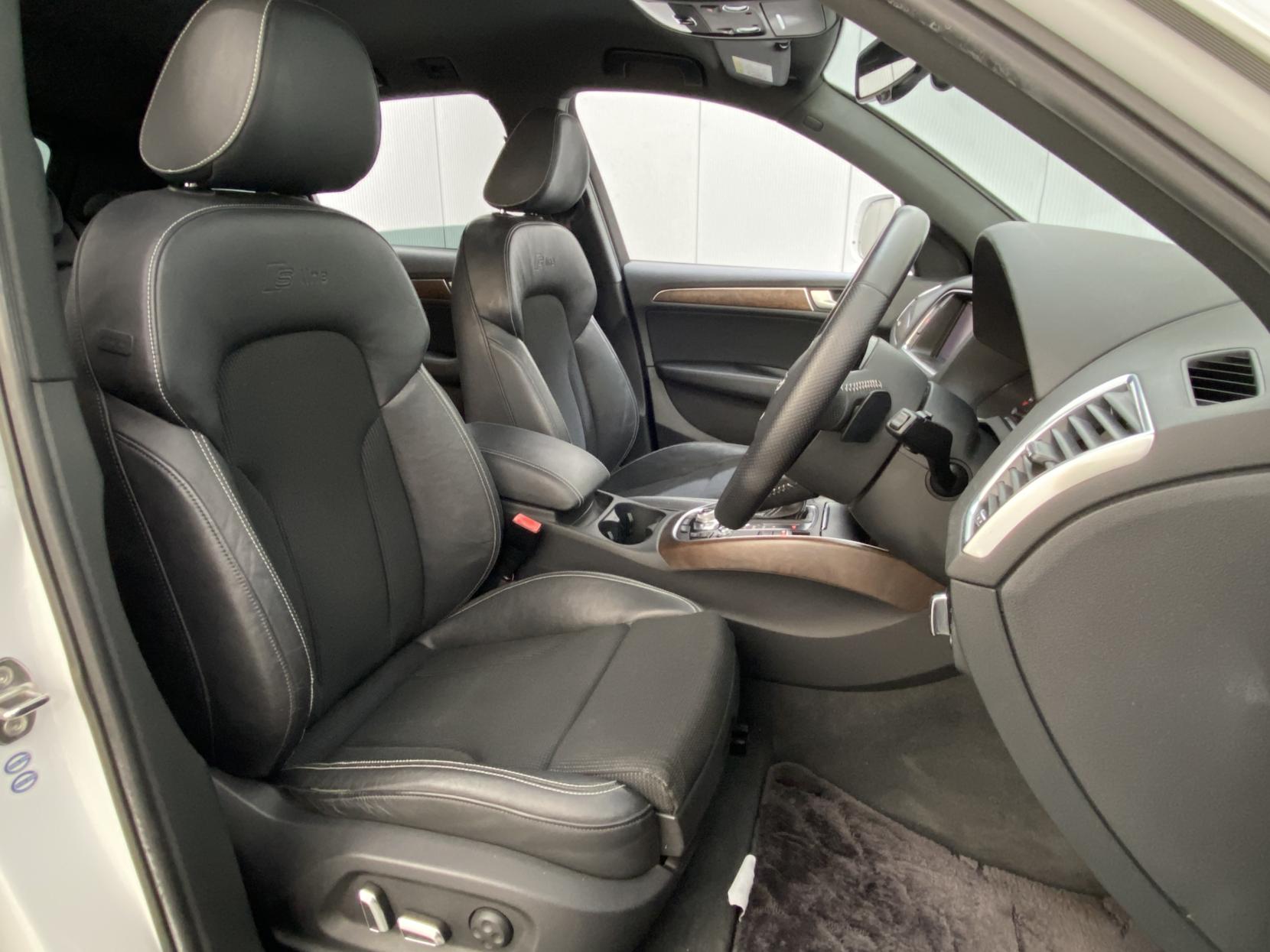 Audi Q5 2.0 TFSI S line SUV 5dr Petrol Tiptronic quattro Euro 6 (s/s) (225 ps)