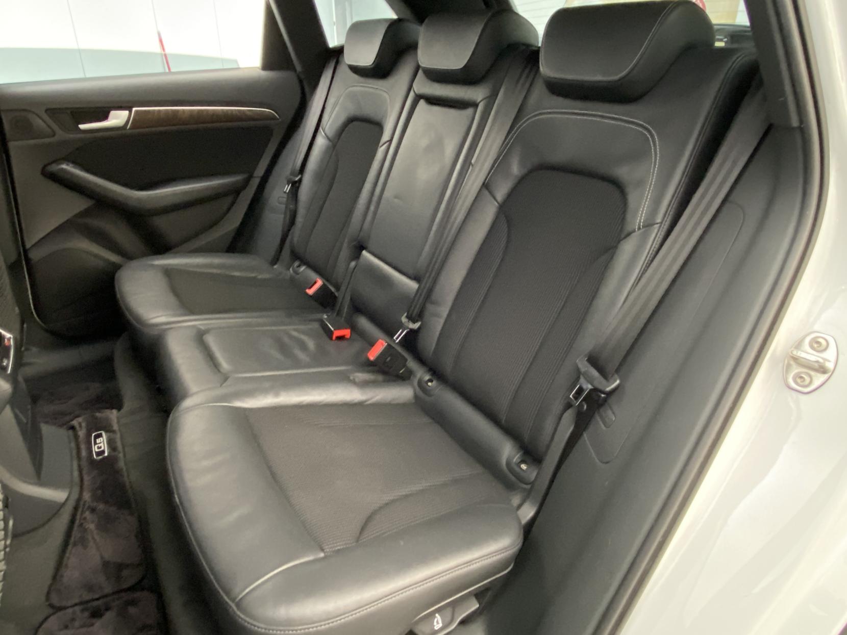 Audi Q5 2.0 TFSI S line SUV 5dr Petrol Tiptronic quattro Euro 6 (s/s) (225 ps)