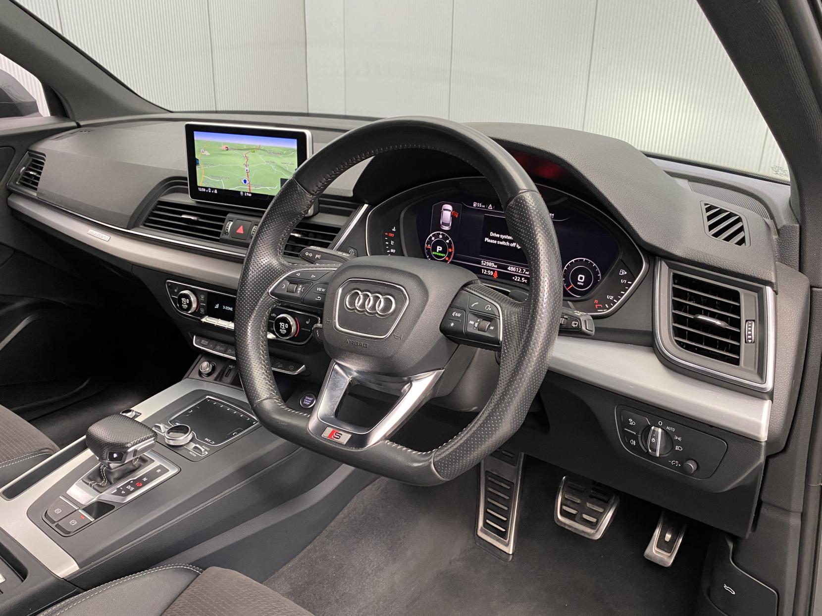 Audi Q5 2.0 TDI 40 S line SUV 5dr Diesel S Tronic quattro Euro 6 (s/s) (190 ps)