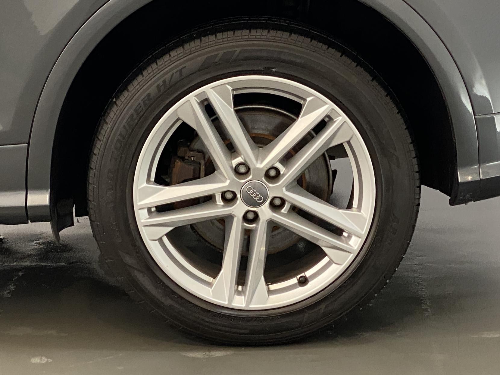 Audi Q5 2.0 TDI 40 S line SUV 5dr Diesel S Tronic quattro Euro 6 (s/s) (190 ps)