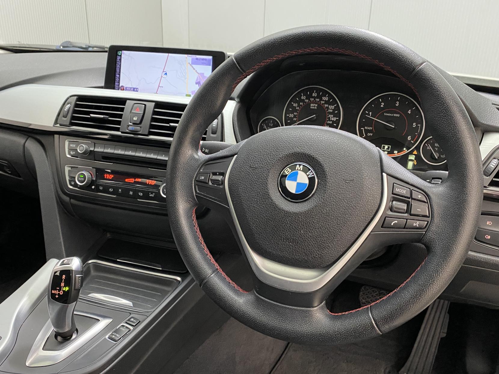 BMW 3 Series 2.0 320d BluePerformance SE Touring 5dr Diesel Auto Euro 6 (s/s) (184 ps)