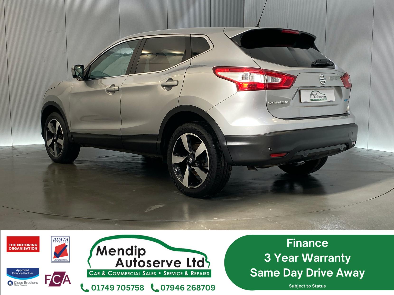 Nissan Qashqai 1.5 dCi N-Connecta SUV 5dr Diesel Manual 2WD Euro 6 (s/s) (110 ps)