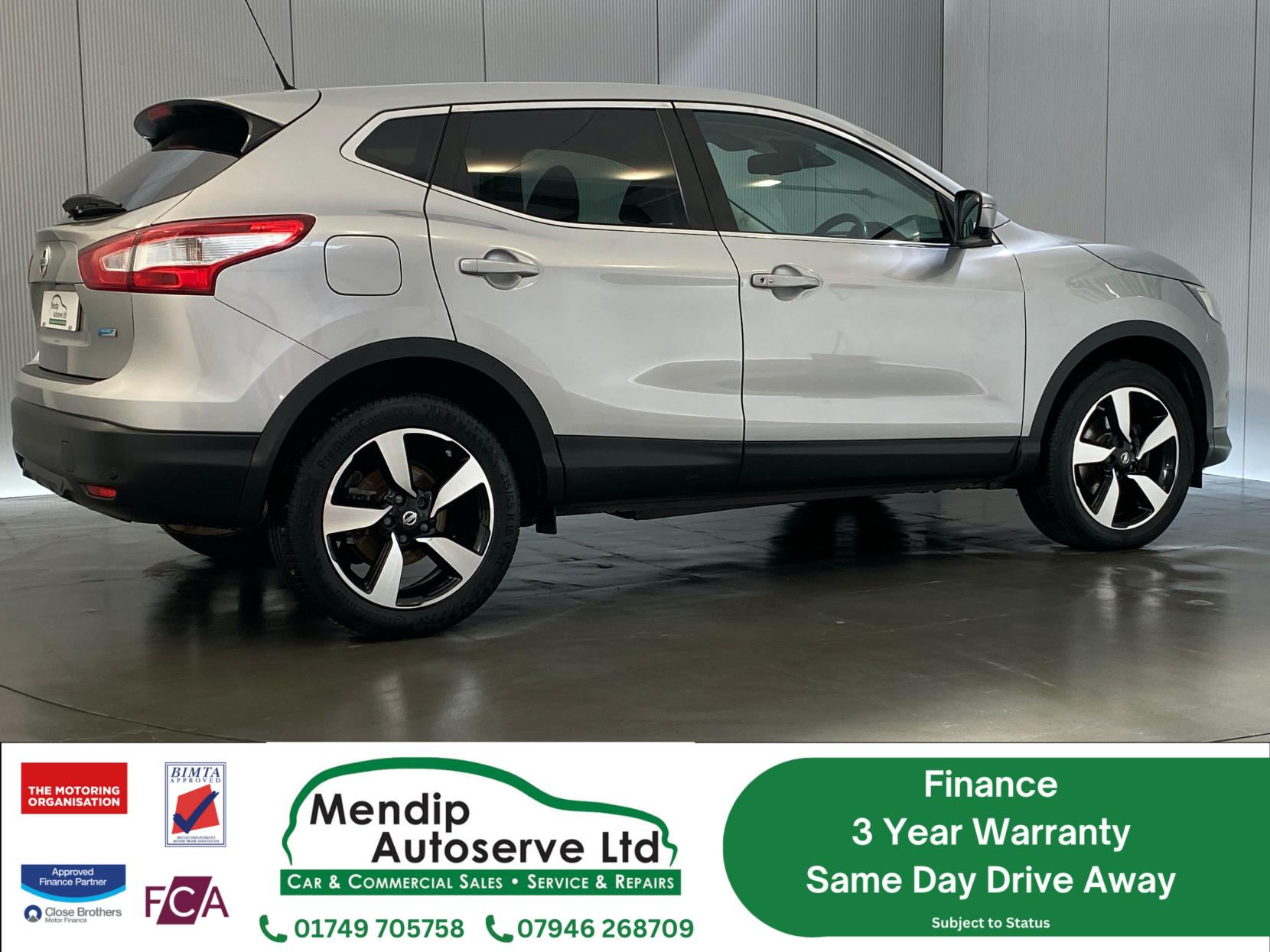 Nissan Qashqai 1.5 dCi N-Connecta SUV 5dr Diesel Manual 2WD Euro 6 (s/s) (110 ps)
