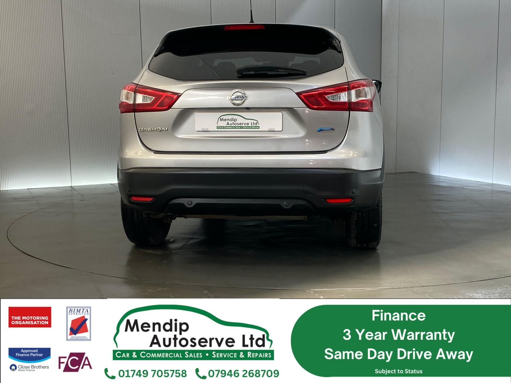 Nissan Qashqai 1.5 dCi N-Connecta SUV 5dr Diesel Manual 2WD Euro 6 (s/s) (110 ps)