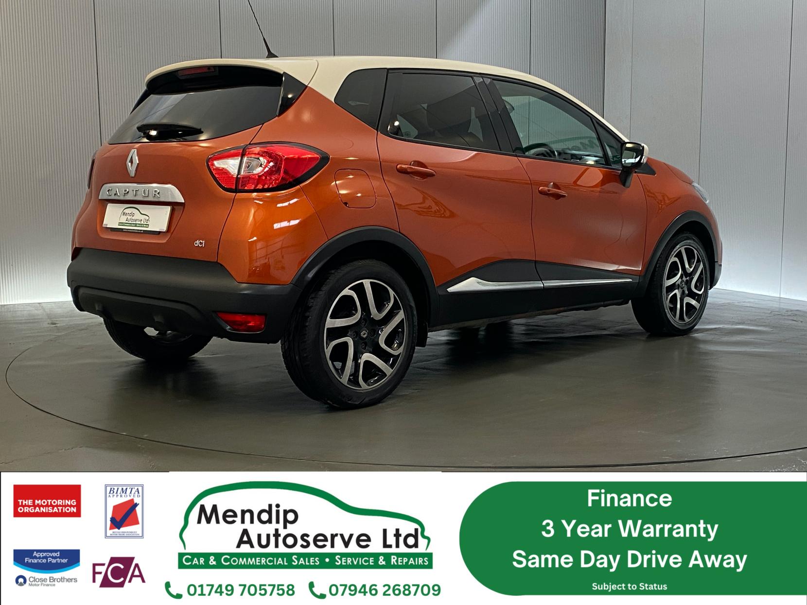 Renault Captur 1.5 dCi ENERGY Dynamique S MediaNav SUV 5dr Diesel Manual Euro 5 (s/s) (90 ps)