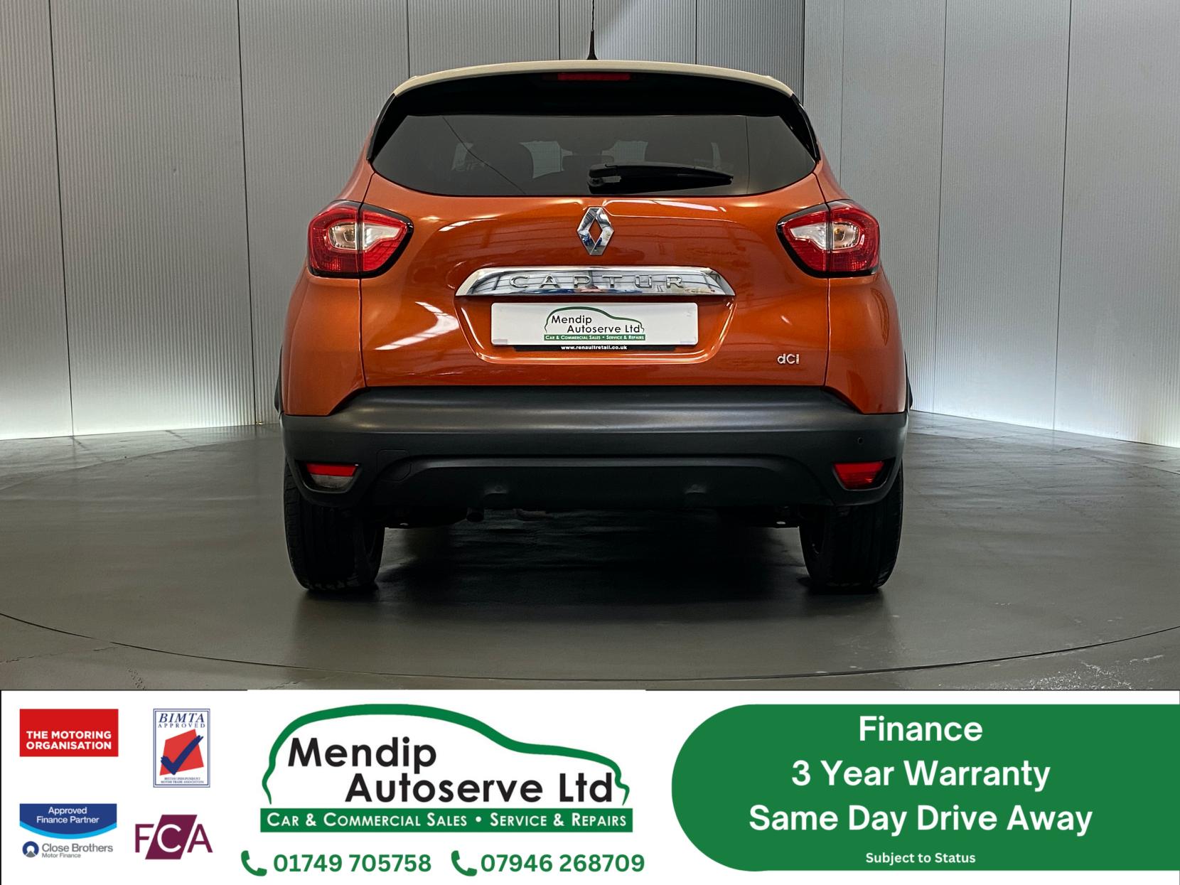Renault Captur 1.5 dCi ENERGY Dynamique S MediaNav SUV 5dr Diesel Manual Euro 5 (s/s) (90 ps)