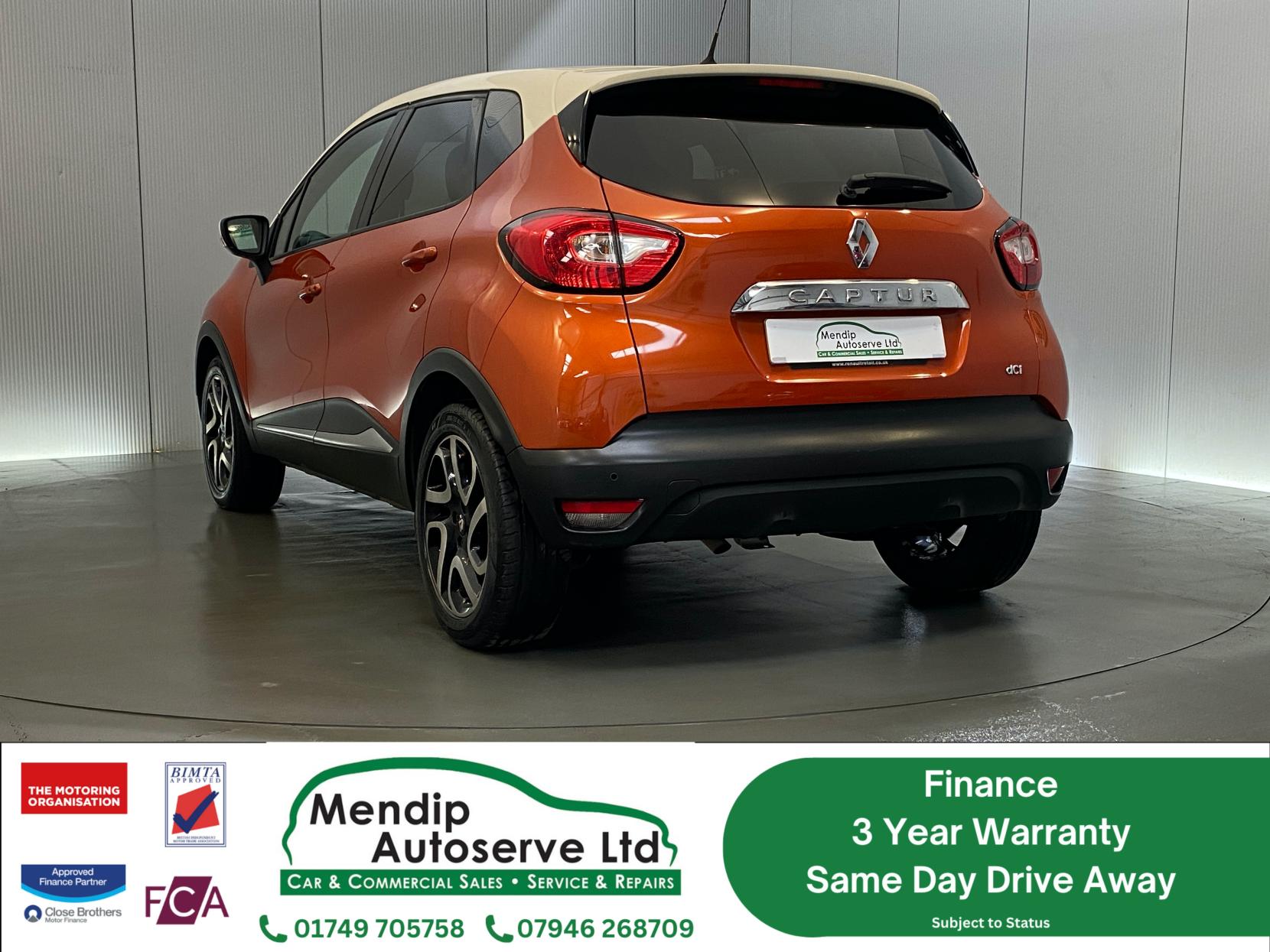 Renault Captur 1.5 dCi ENERGY Dynamique S MediaNav SUV 5dr Diesel Manual Euro 5 (s/s) (90 ps)
