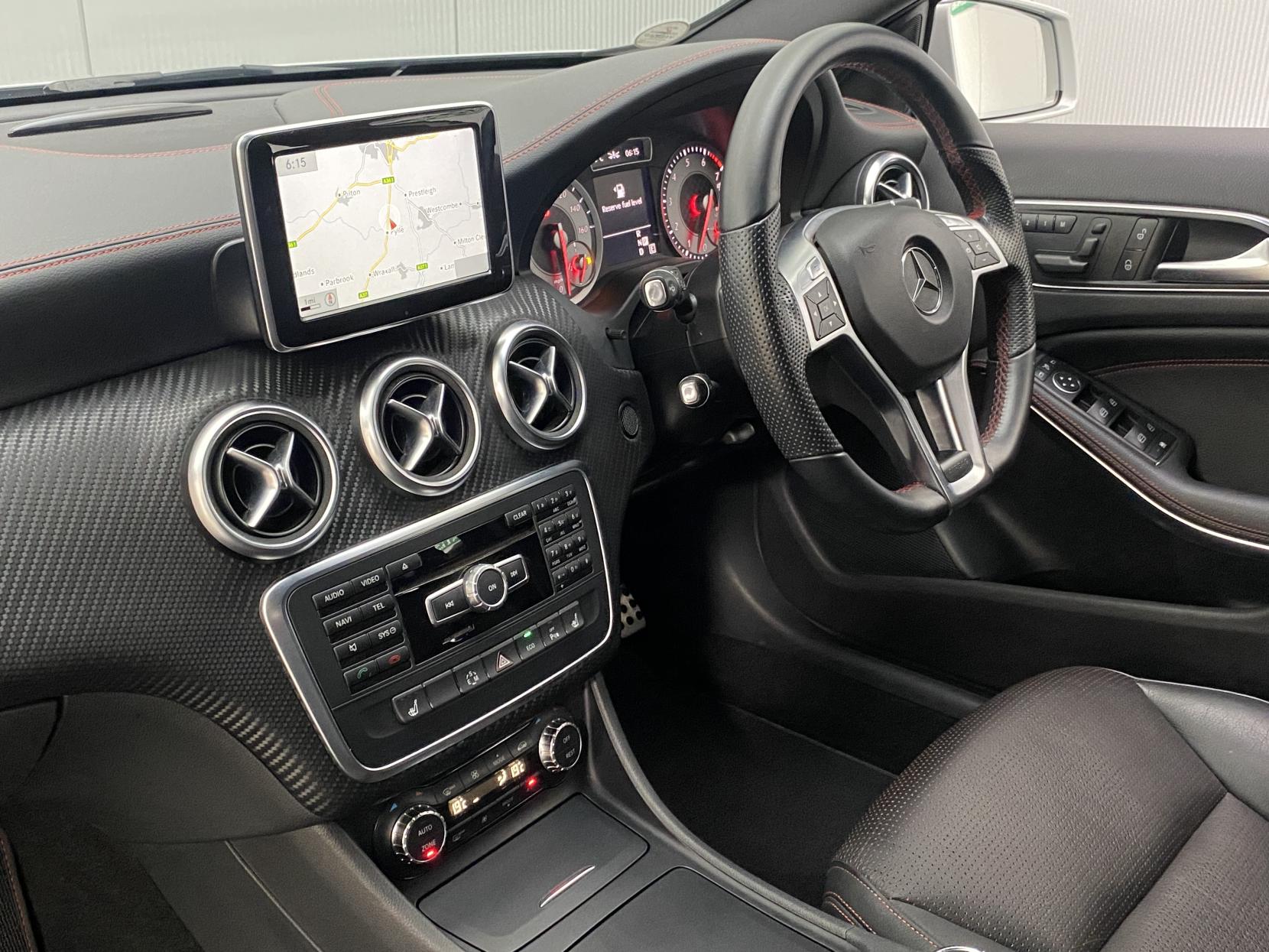 Mercedes-Benz A Class 1.6 A180 BlueEfficiency Sport Hatchback 5dr Petrol 7G-DCT Euro 6 (s/s) (122 ps)