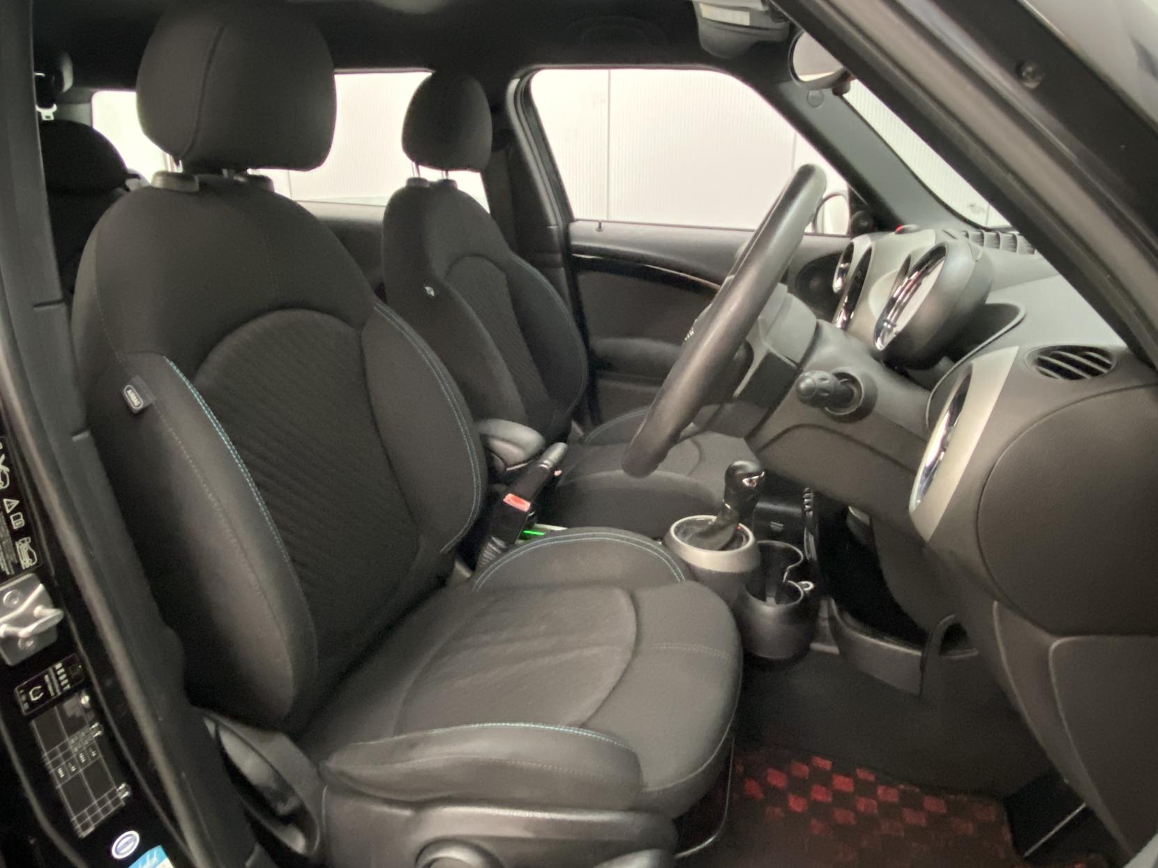 MINI Countryman 1.6 Cooper S SUV 5dr Petrol Auto ALL4 Euro 5 (184 ps)