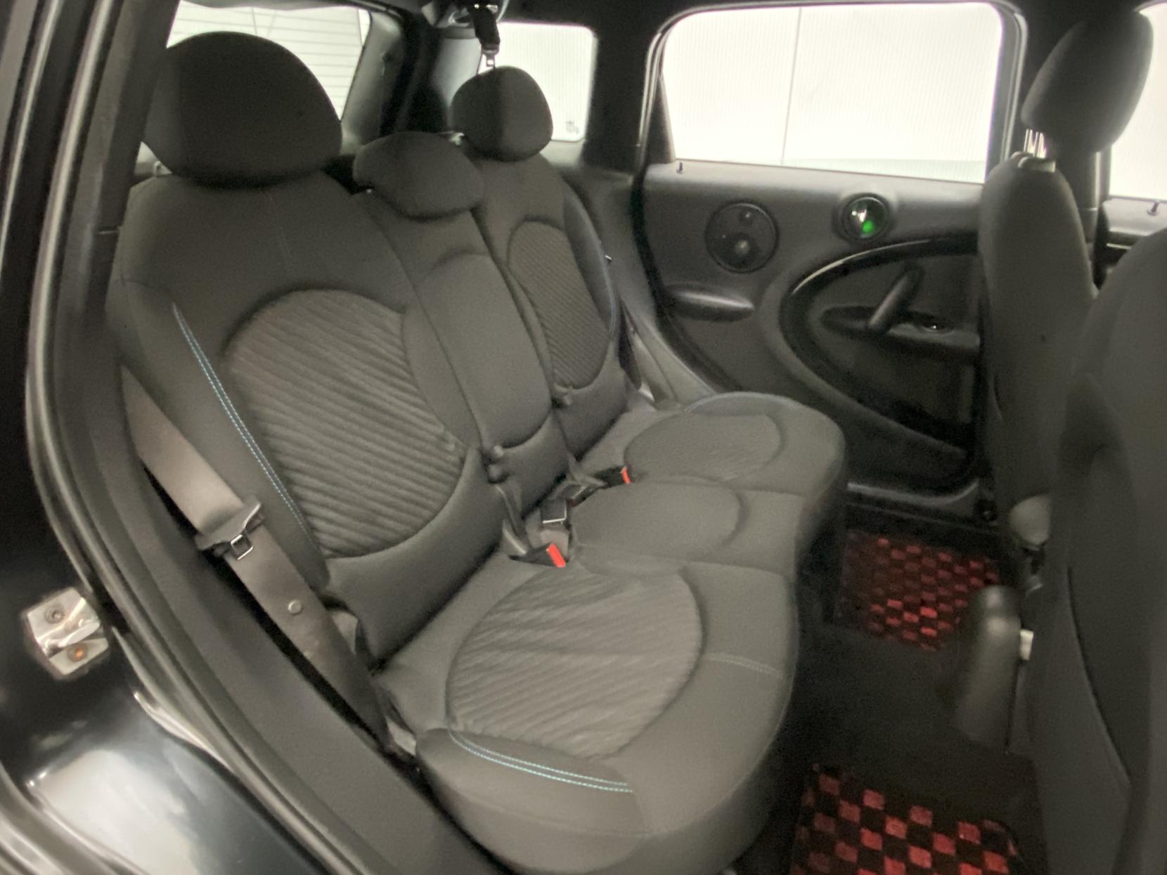 MINI Countryman 1.6 Cooper S SUV 5dr Petrol Auto ALL4 Euro 5 (184 ps)