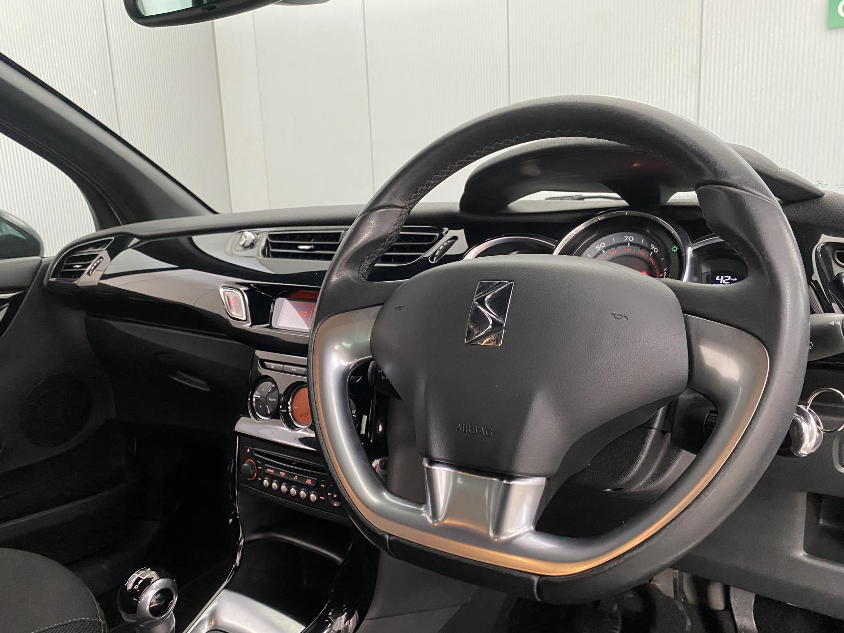 Citroen DS3 1.6 e-HDi DStyle Plus Hatchback 3dr Diesel Manual Euro 5 (s/s) (90 ps)