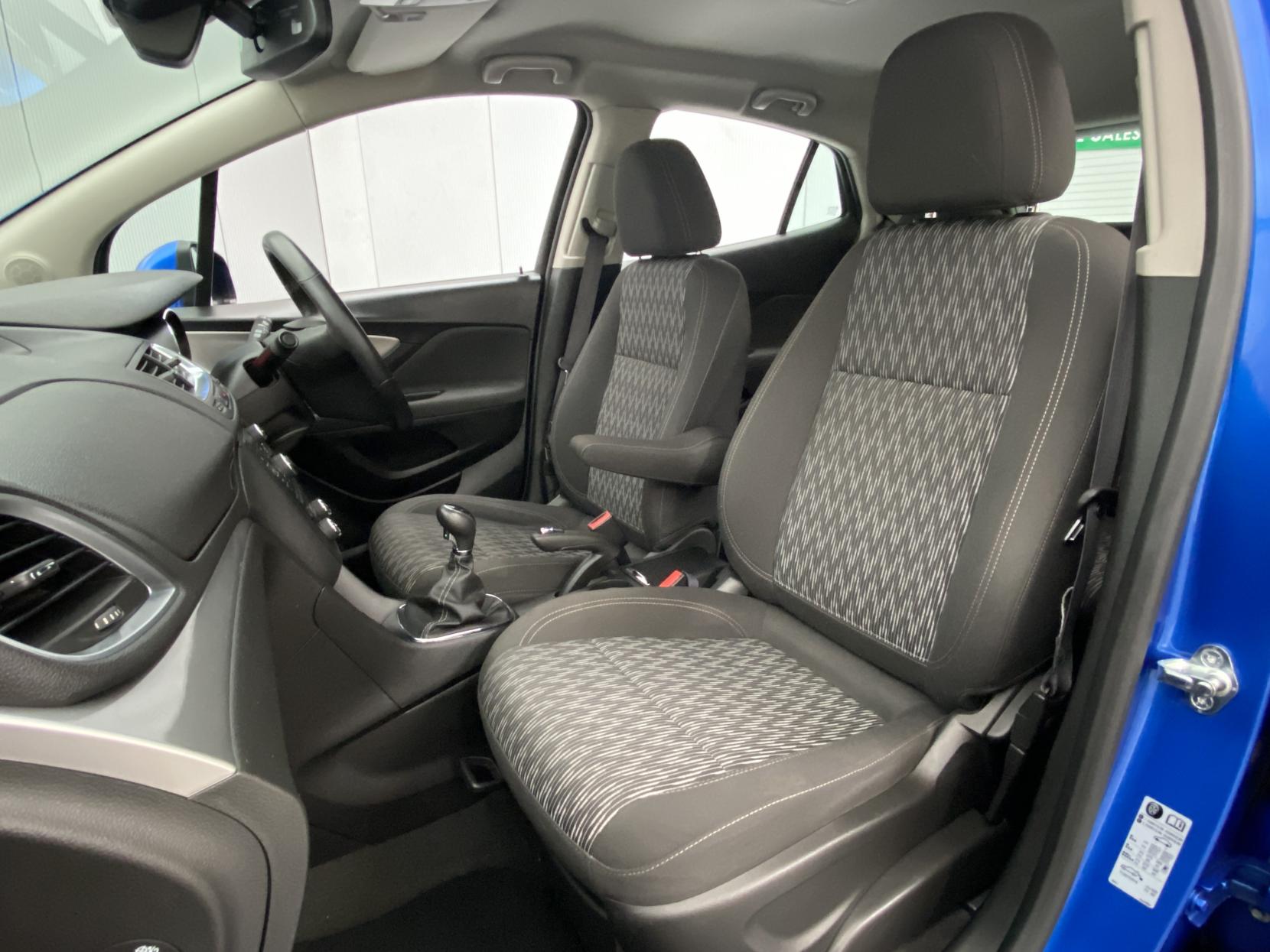 Vauxhall Mokka 1.6 CDTi ecoFLEX Tech Line SUV 5dr Diesel Manual 2WD Euro 6 (s/s) (136 ps)