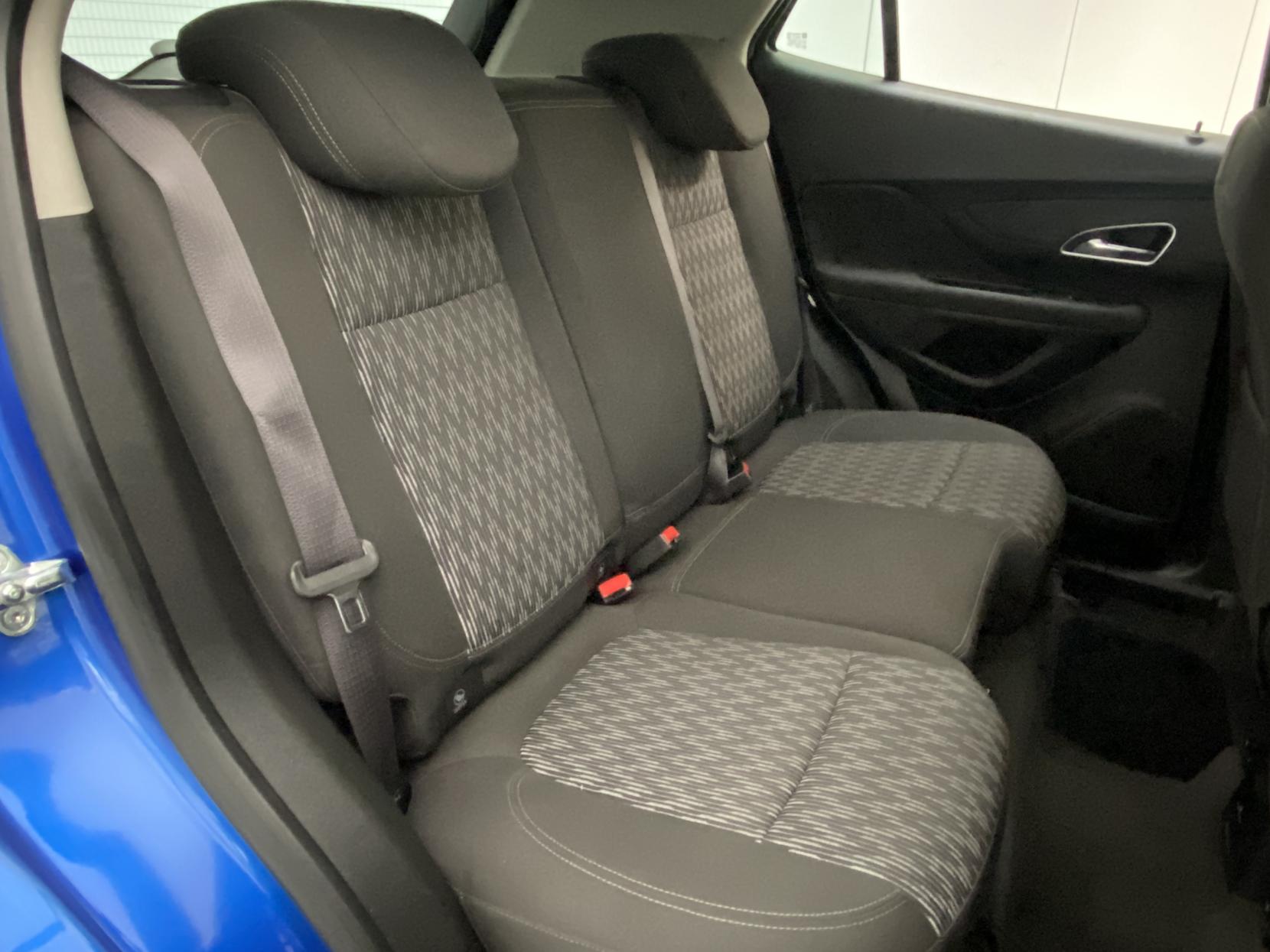 Vauxhall Mokka 1.6 CDTi ecoFLEX Tech Line SUV 5dr Diesel Manual 2WD Euro 6 (s/s) (136 ps)