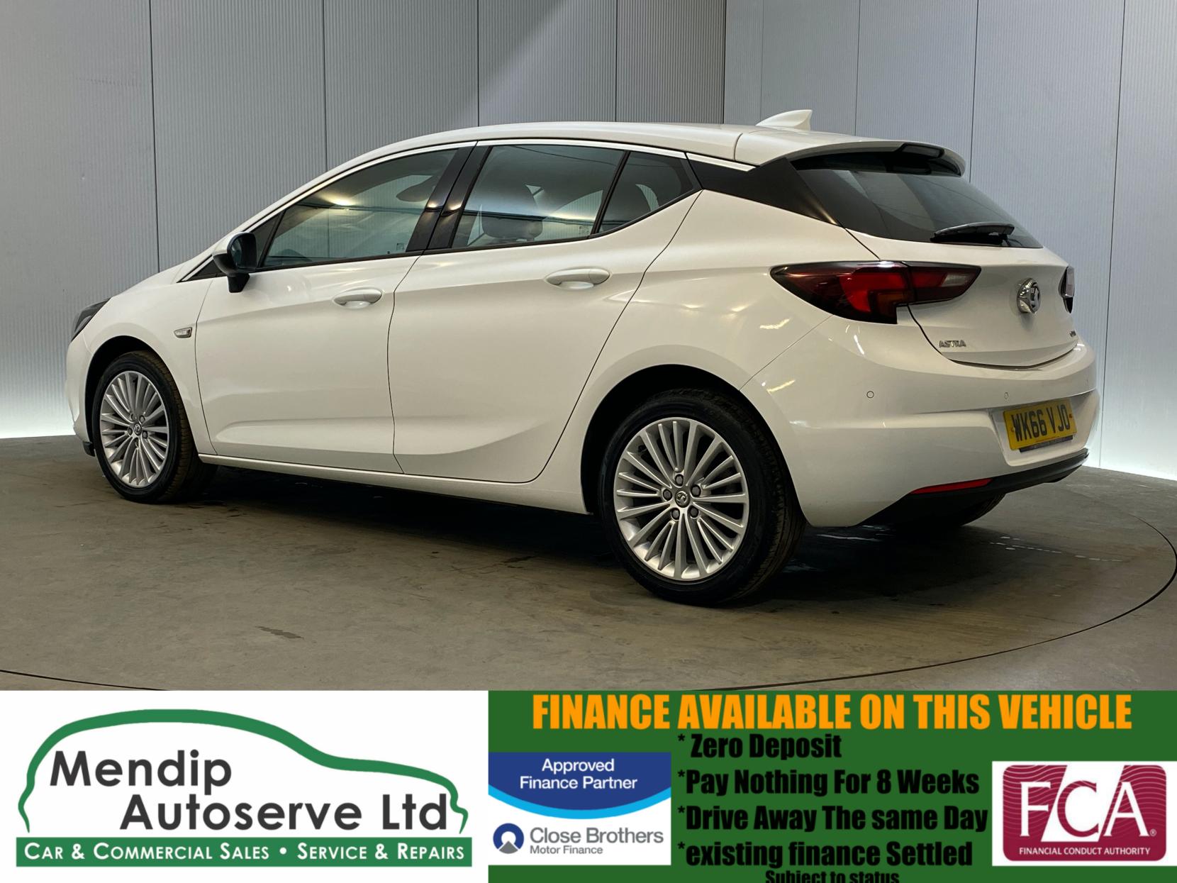 Vauxhall Astra 1.6 CDTi BlueInjection Elite Nav Hatchback 5dr Diesel Manual Euro 6 (s/s) (136 ps)