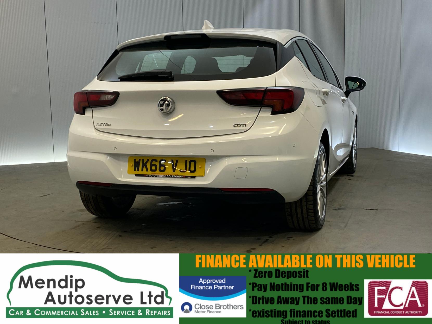 Vauxhall Astra 1.6 CDTi BlueInjection Elite Nav Hatchback 5dr Diesel Manual Euro 6 (s/s) (136 ps)