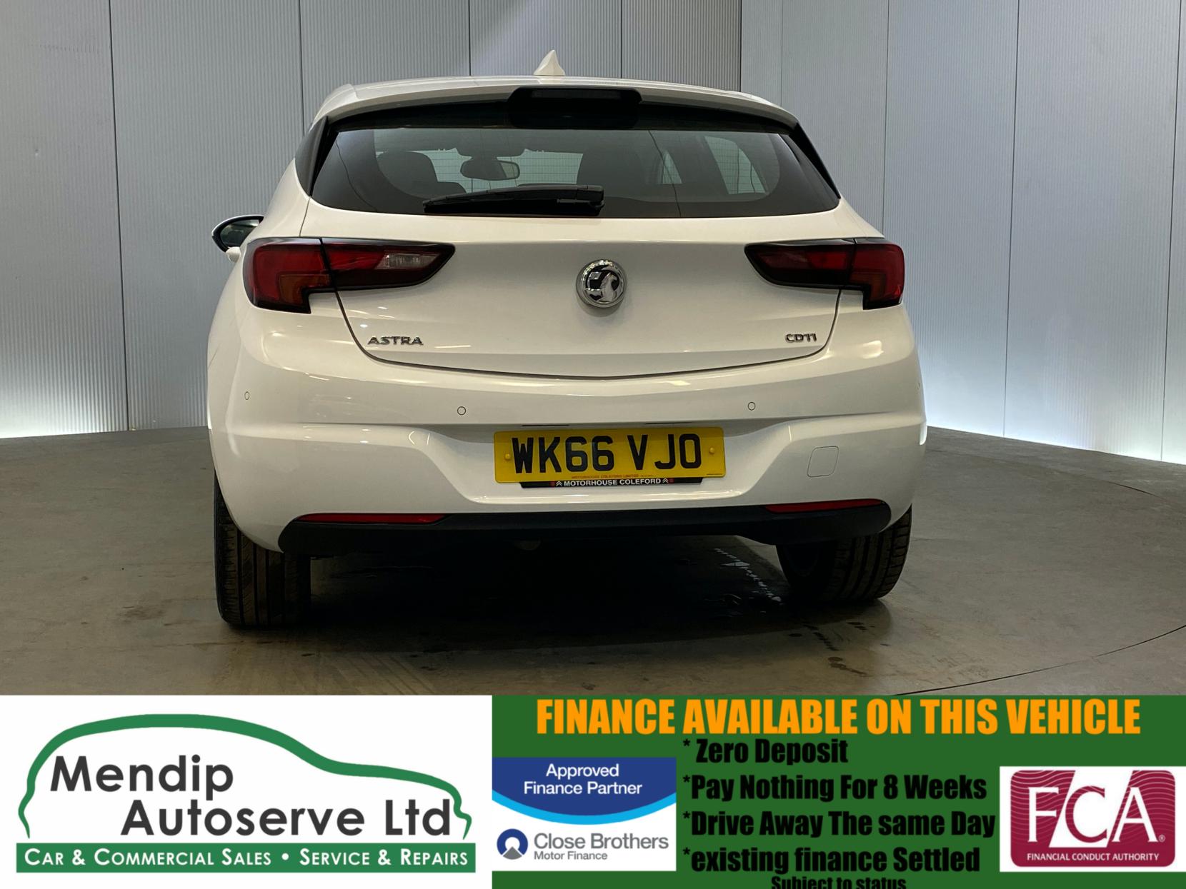 Vauxhall Astra 1.6 CDTi BlueInjection Elite Nav Hatchback 5dr Diesel Manual Euro 6 (s/s) (136 ps)