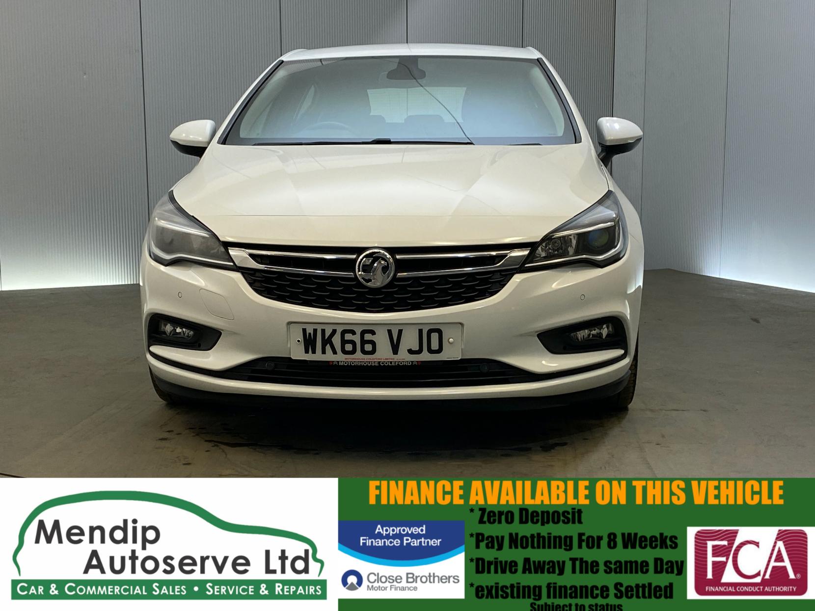 Vauxhall Astra 1.6 CDTi BlueInjection Elite Nav Hatchback 5dr Diesel Manual Euro 6 (s/s) (136 ps)