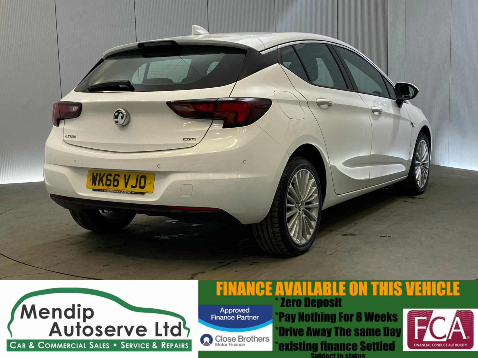 Vauxhall Astra 1.6 CDTi BlueInjection Elite Nav Hatchback 5dr Diesel Manual Euro 6 (s/s) (136 ps)