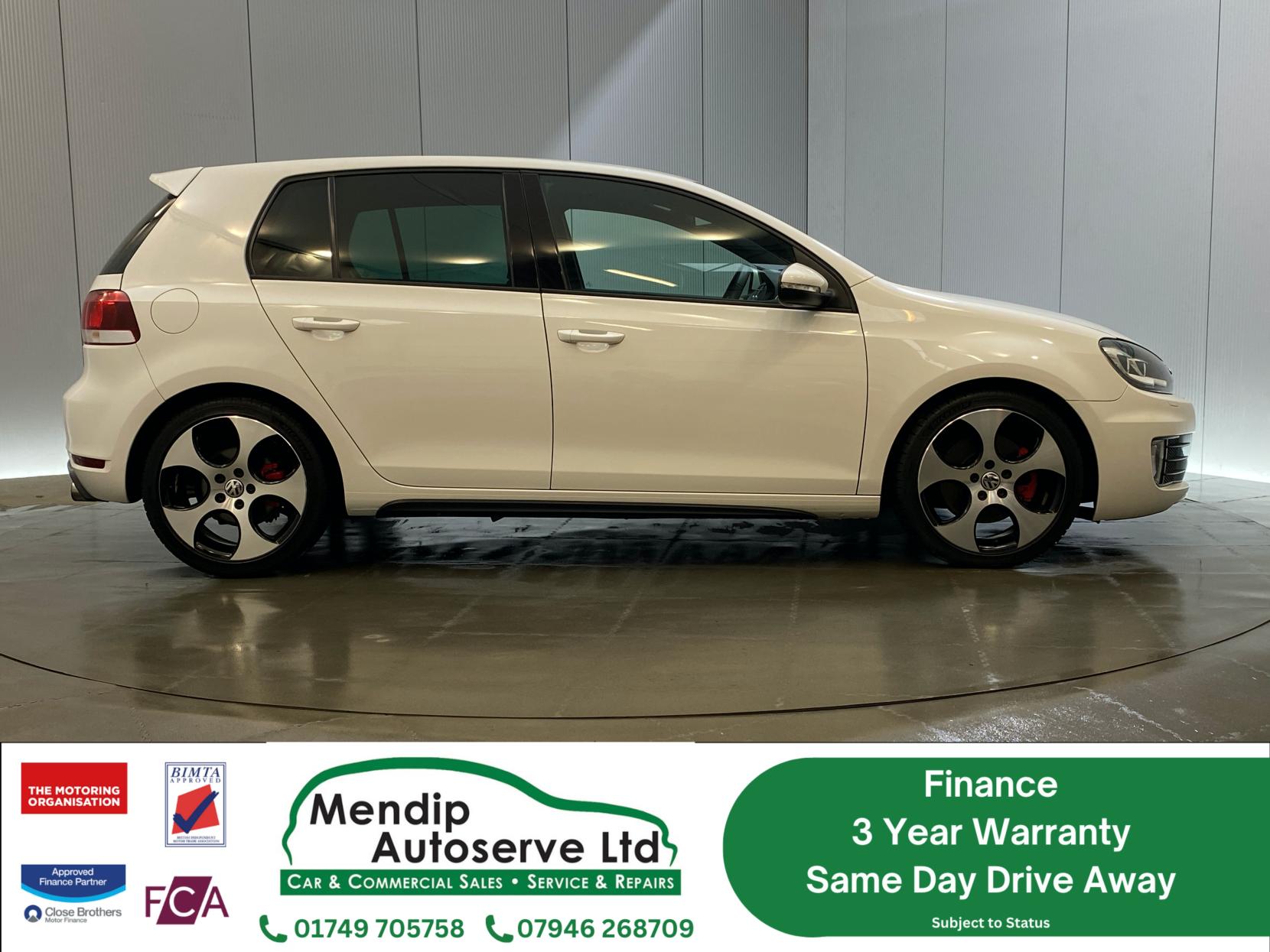 Volkswagen Golf 2.0 TSI GTI Hatchback 5dr Petrol DSG Euro 5 (210 ps)