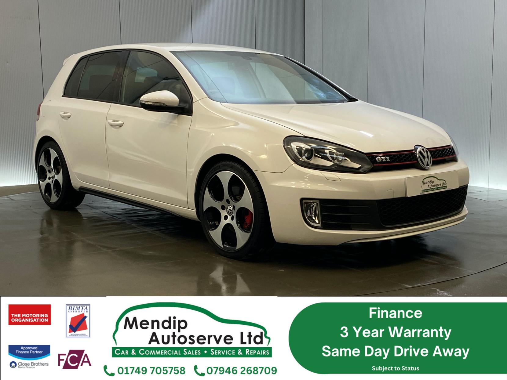 Volkswagen Golf 2.0 TSI GTI Hatchback 5dr Petrol DSG Euro 5 (210 ps)