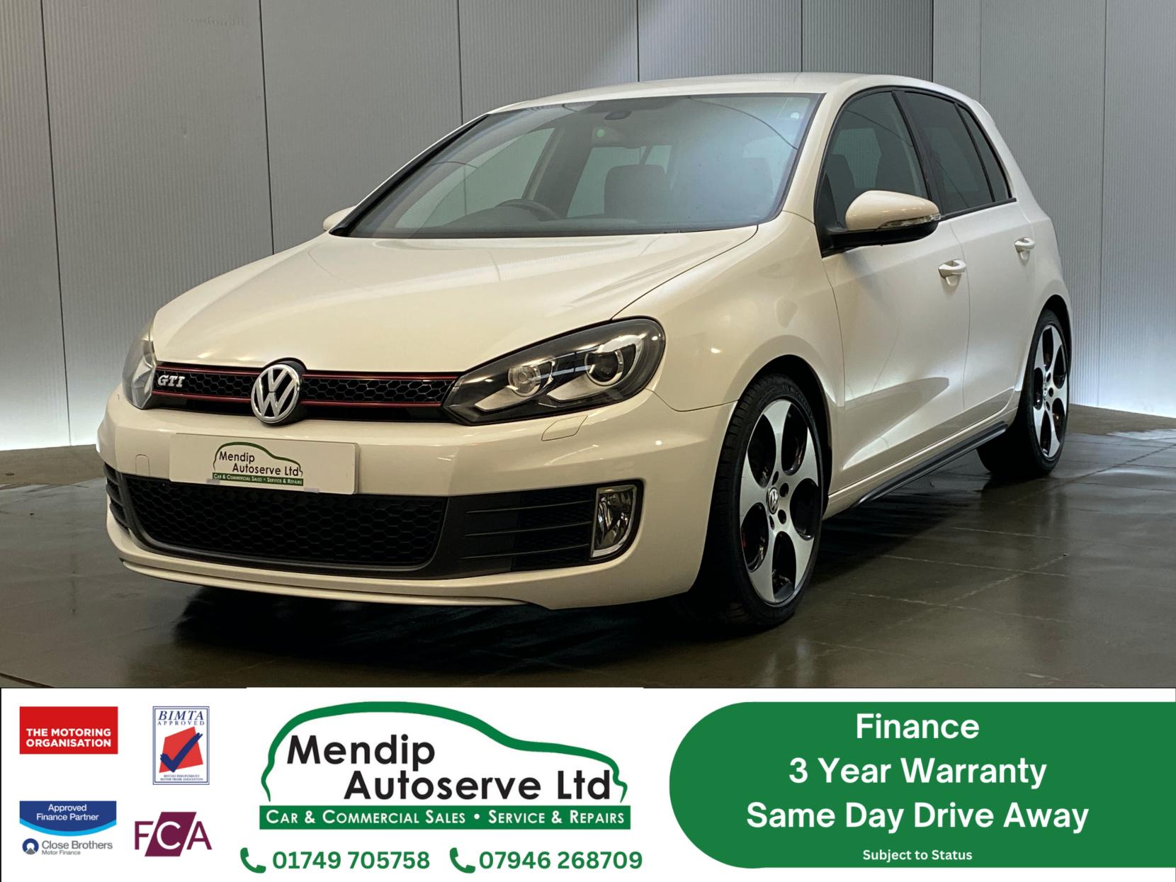 Volkswagen Golf 2.0 TSI GTI Hatchback 5dr Petrol DSG Euro 5 (210 ps)