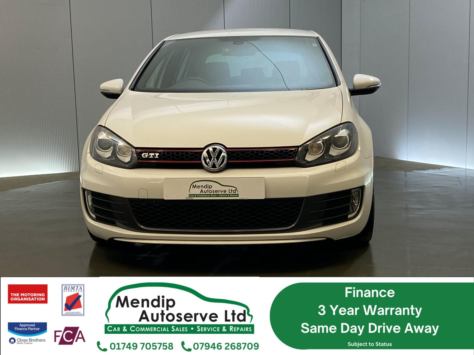 Volkswagen Golf 2.0 TSI GTI Hatchback 5dr Petrol DSG Euro 5 (210 ps)
