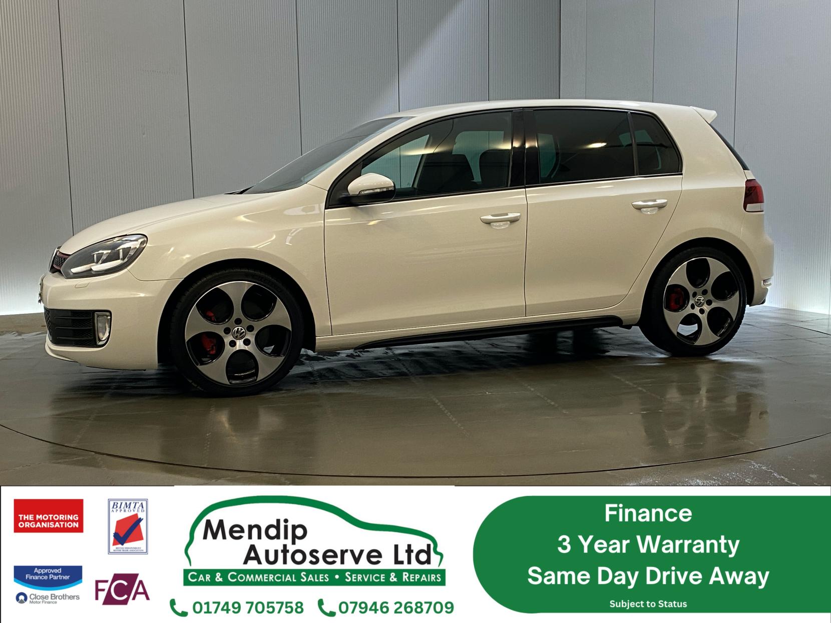 Volkswagen Golf 2.0 TSI GTI Hatchback 5dr Petrol DSG Euro 5 (210 ps)
