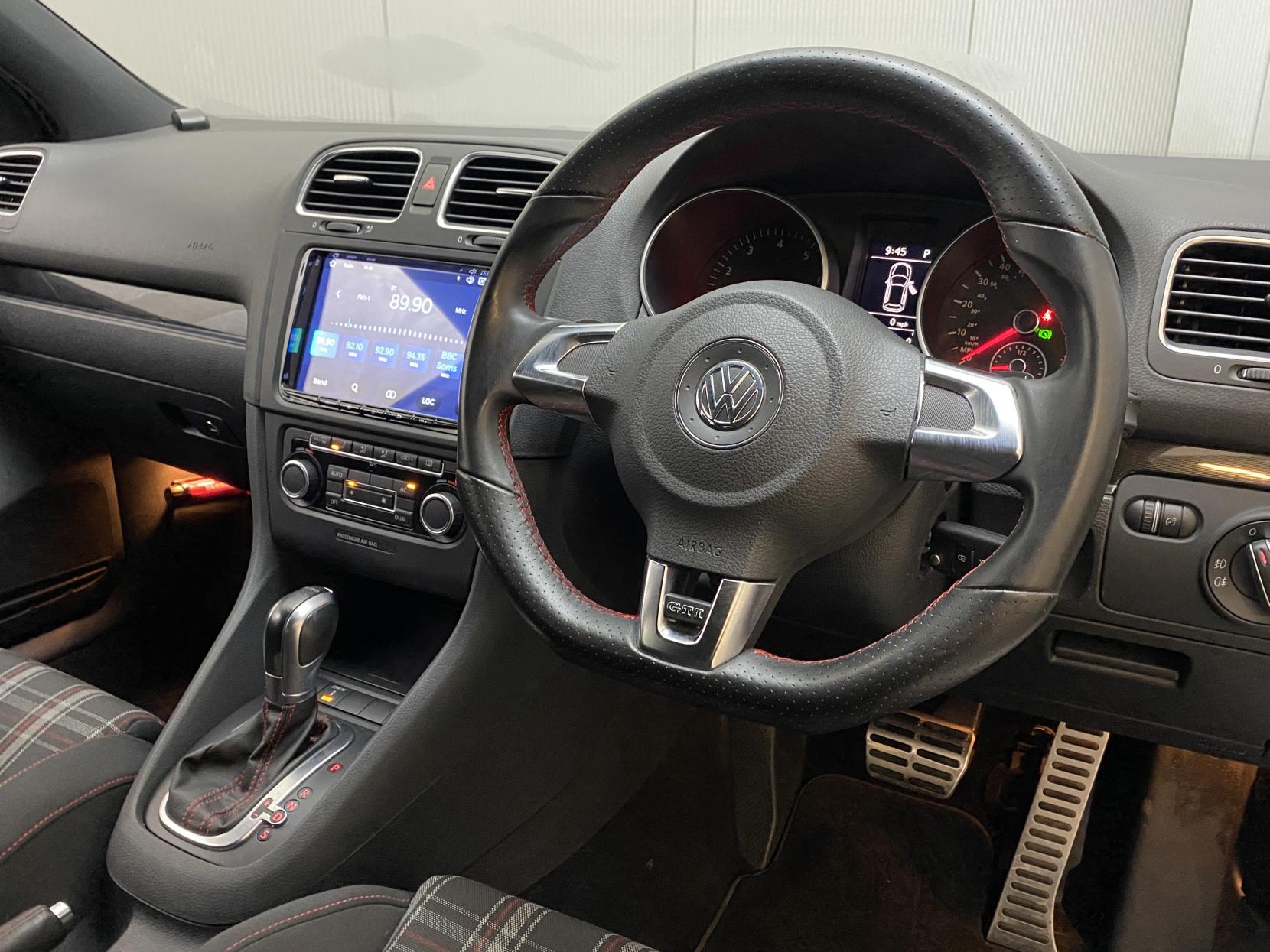 Volkswagen Golf 2.0 TSI GTI Hatchback 5dr Petrol DSG Euro 5 (210 ps)