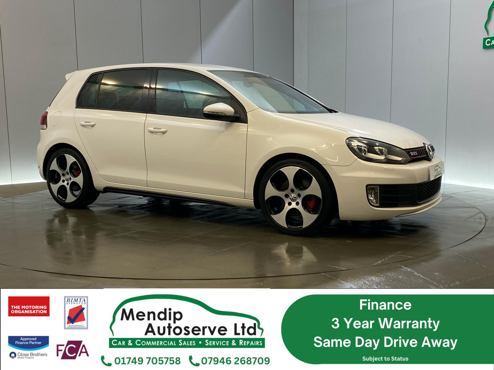 Volkswagen Golf 2.0 TSI GTI Hatchback 5dr Petrol DSG Euro 5 (210 ps)