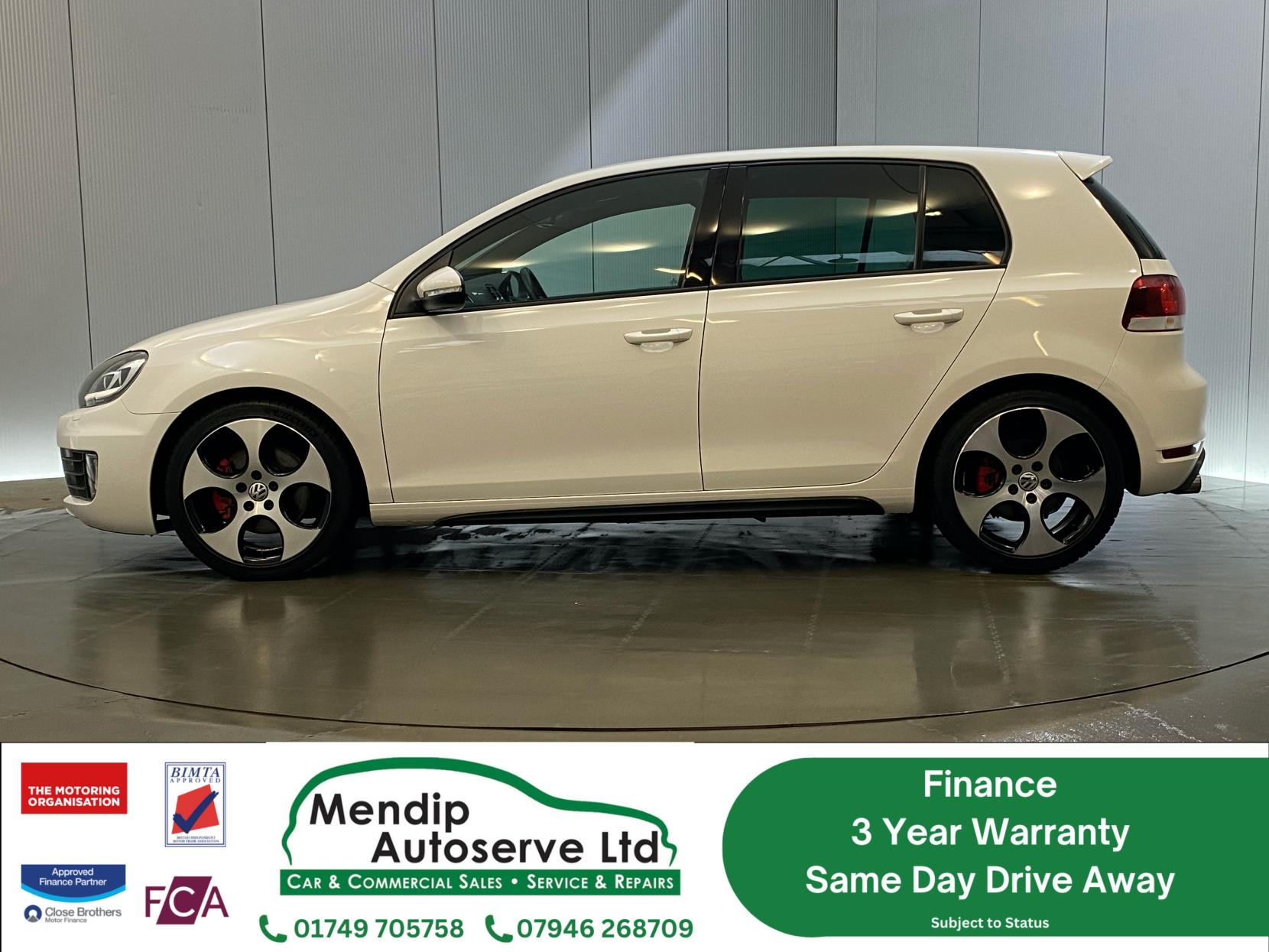 Volkswagen Golf 2.0 TSI GTI Hatchback 5dr Petrol DSG Euro 5 (210 ps)