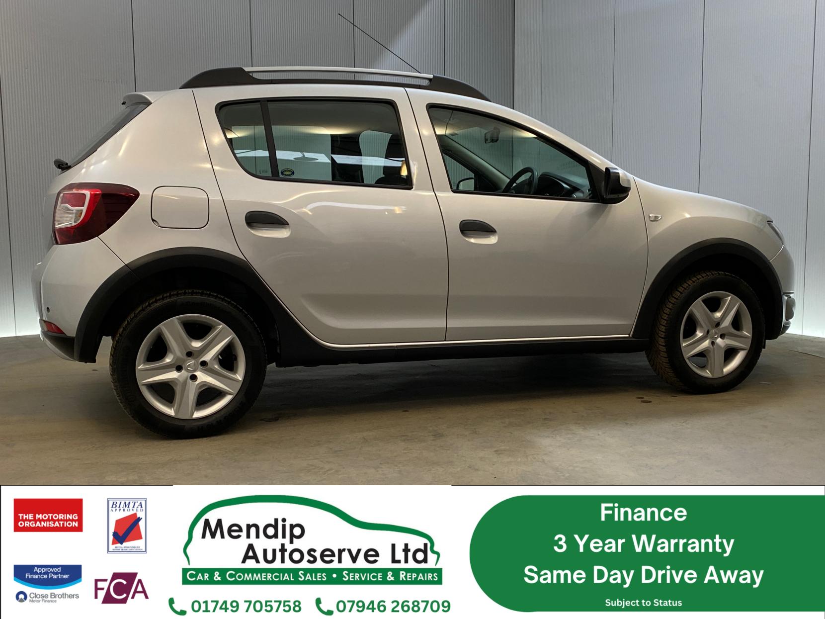 Dacia Sandero Stepway 1.5 dCi Laureate Hatchback 5dr Diesel Manual Euro 5 (90 ps)