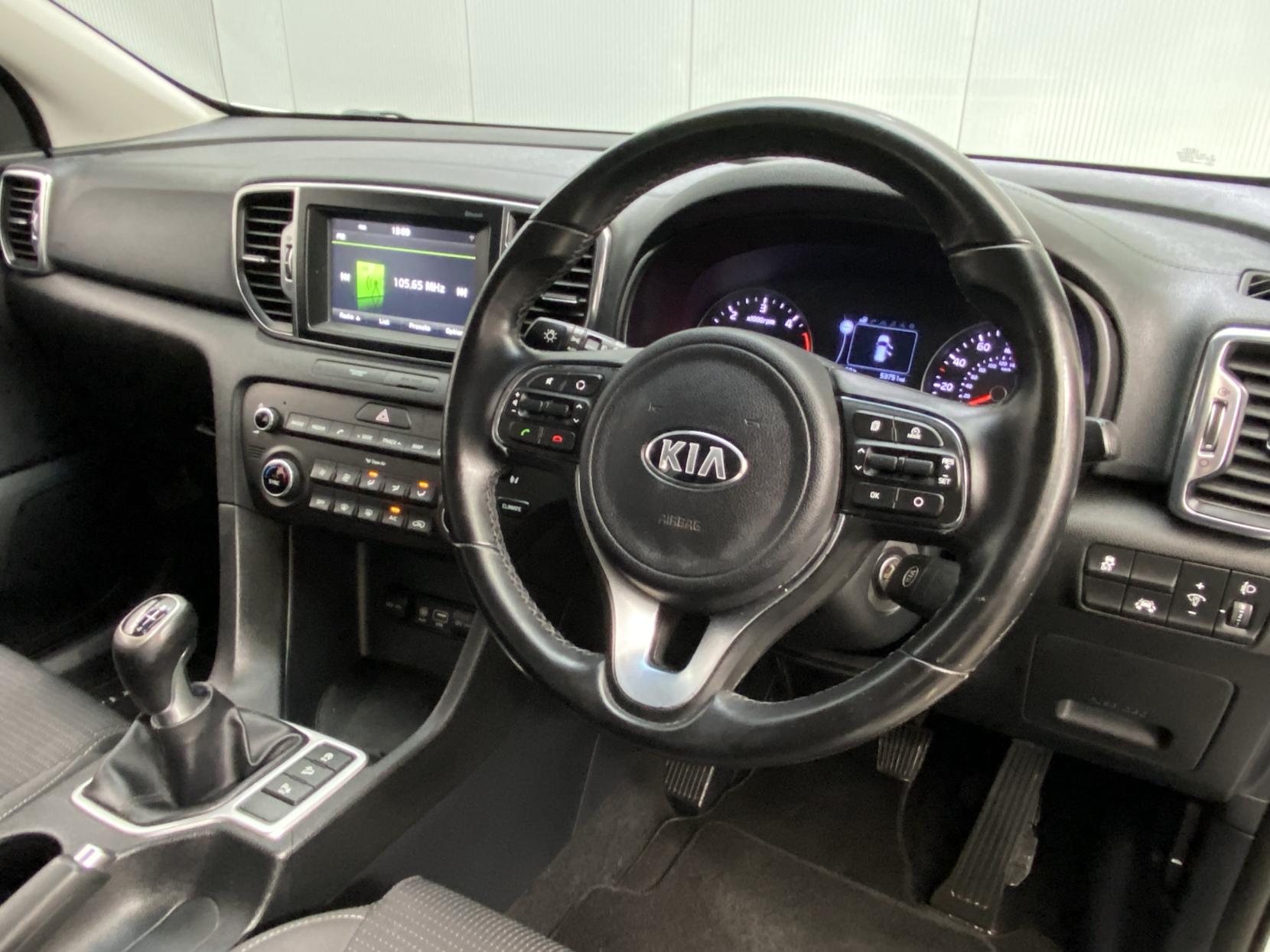 Kia Sportage 1.7 CRDi 2 SUV 5dr Diesel Manual Euro 6 (s/s) (114 bhp)