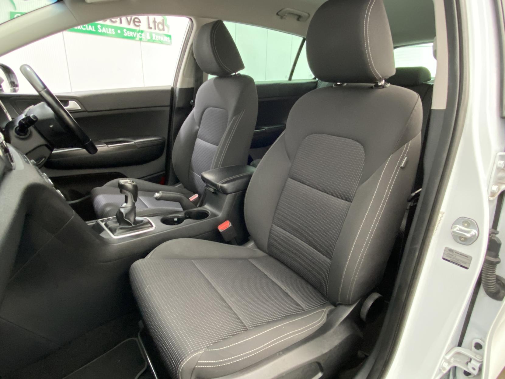Kia Sportage 1.7 CRDi 2 SUV 5dr Diesel Manual Euro 6 (s/s) (114 bhp)
