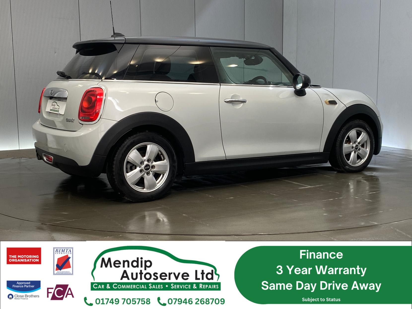 MINI Hatch 1.5 Cooper Hatchback 3dr Petrol Auto Euro 6 (s/s) (136 ps)