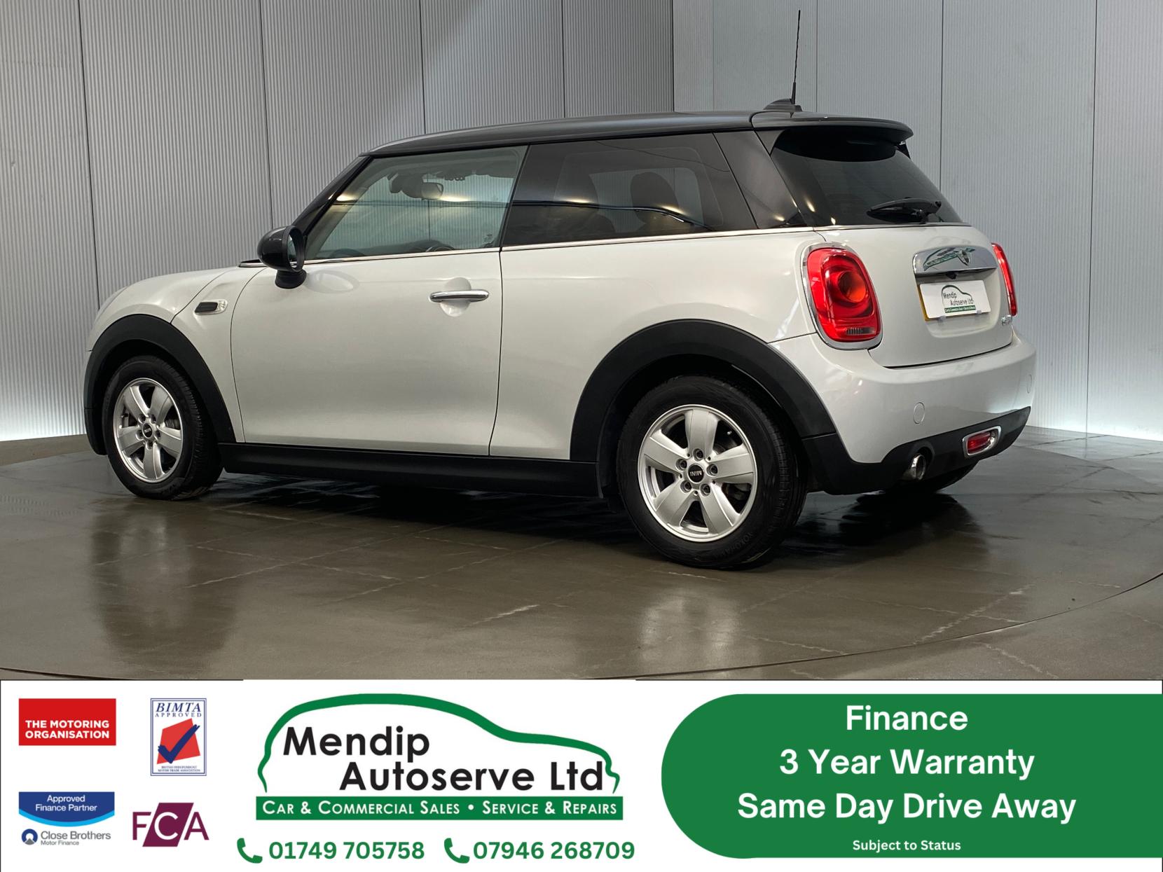 MINI Hatch 1.5 Cooper Hatchback 3dr Petrol Auto Euro 6 (s/s) (136 ps)