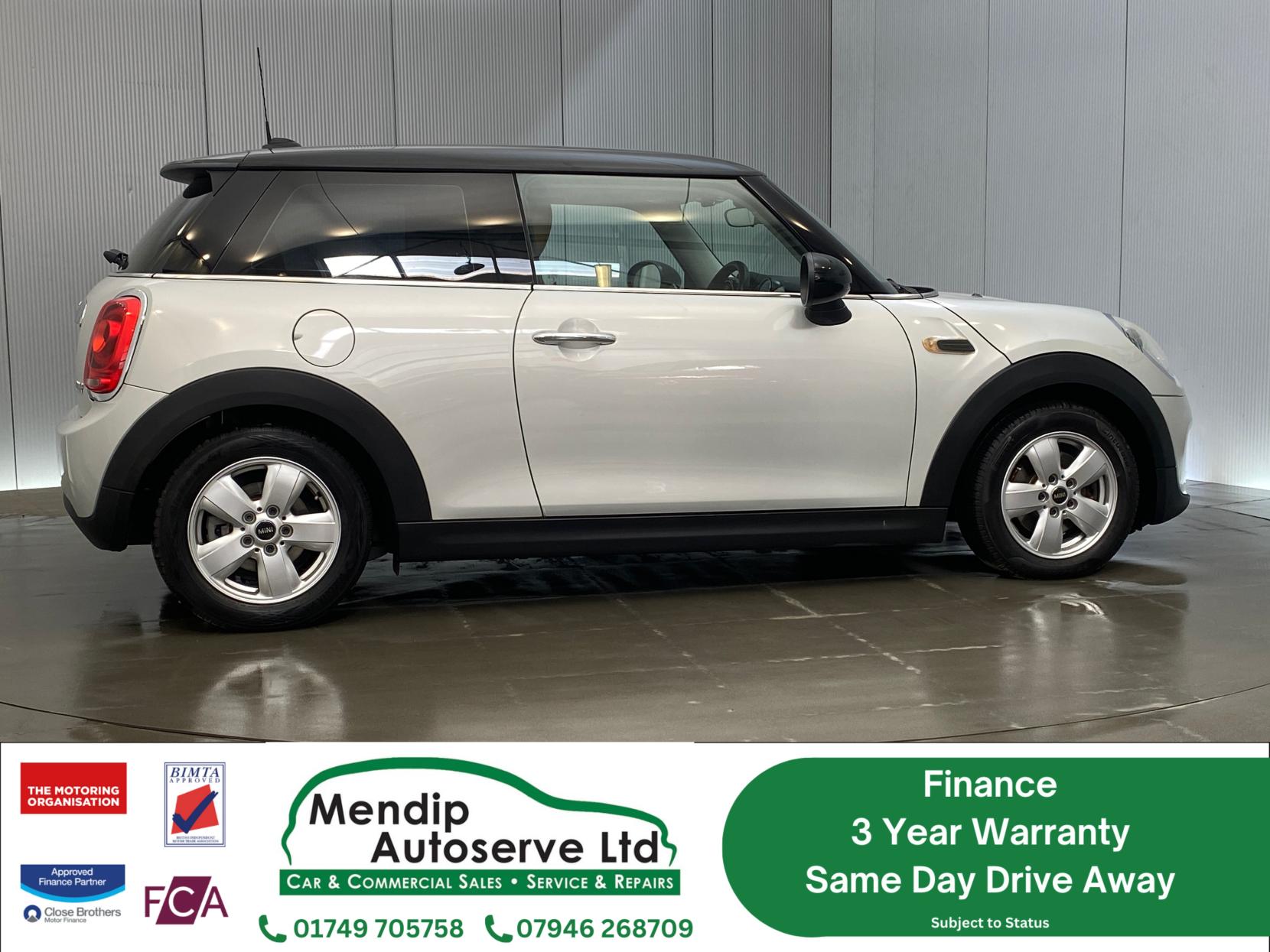 MINI Hatch 1.5 Cooper Hatchback 3dr Petrol Auto Euro 6 (s/s) (136 ps)