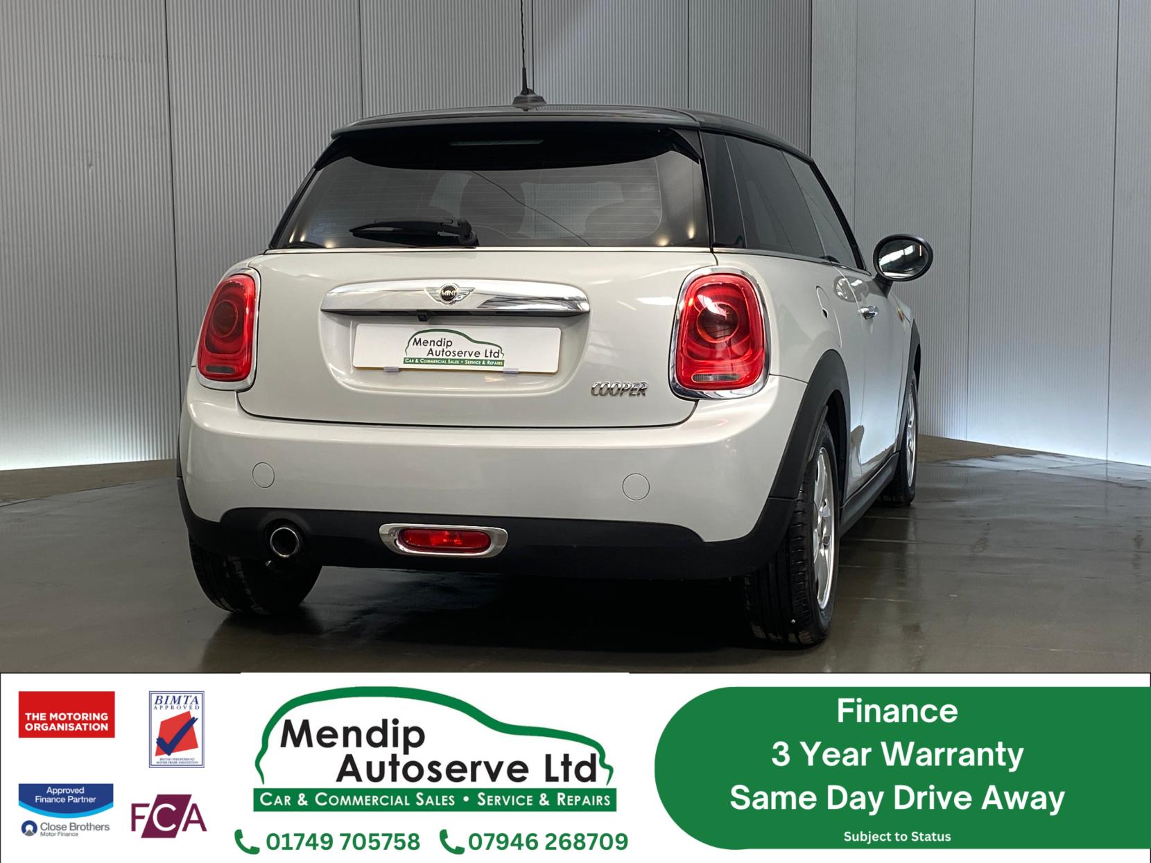 MINI Hatch 1.5 Cooper Hatchback 3dr Petrol Auto Euro 6 (s/s) (136 ps)