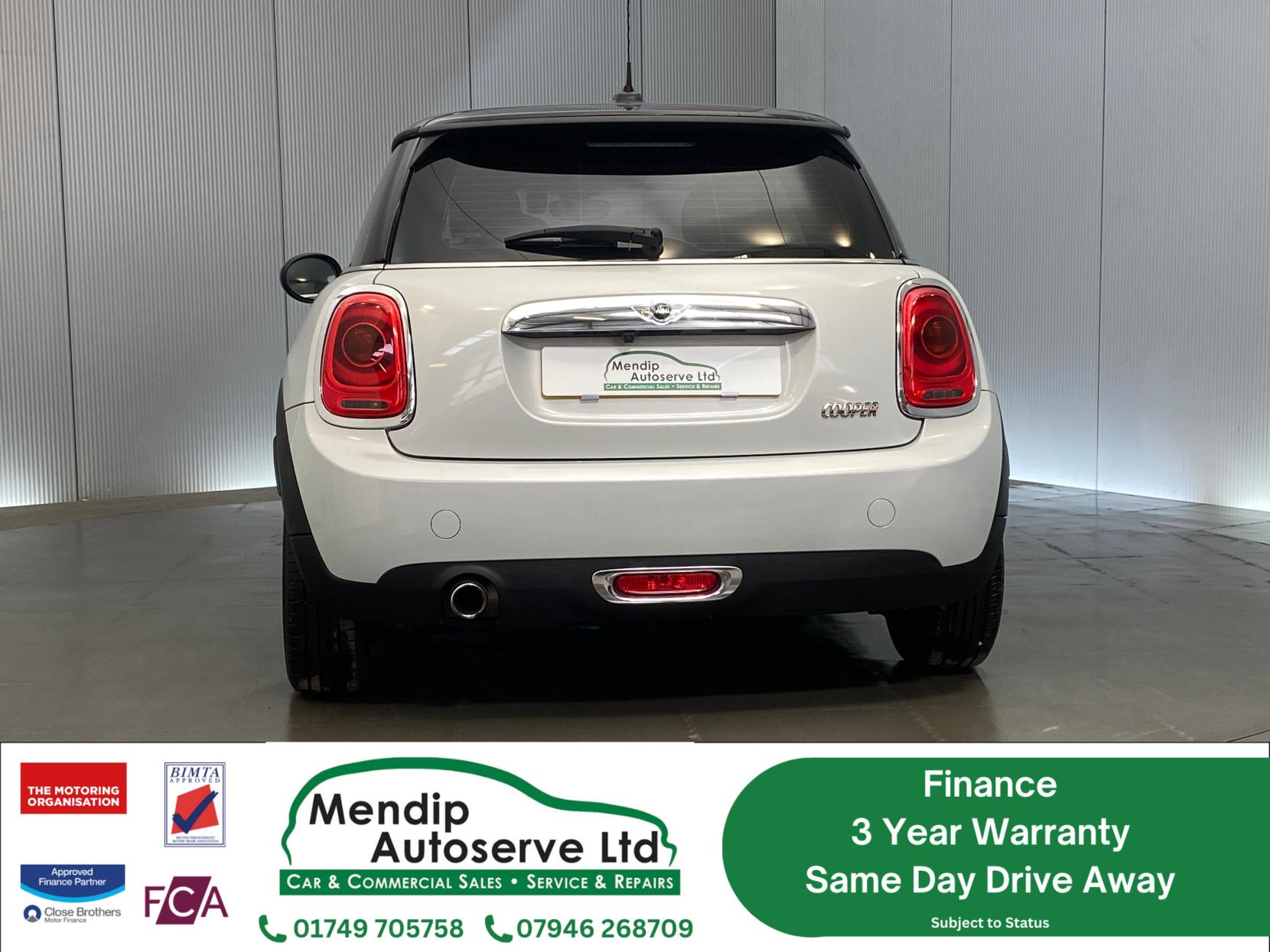 MINI Hatch 1.5 Cooper Hatchback 3dr Petrol Auto Euro 6 (s/s) (136 ps)