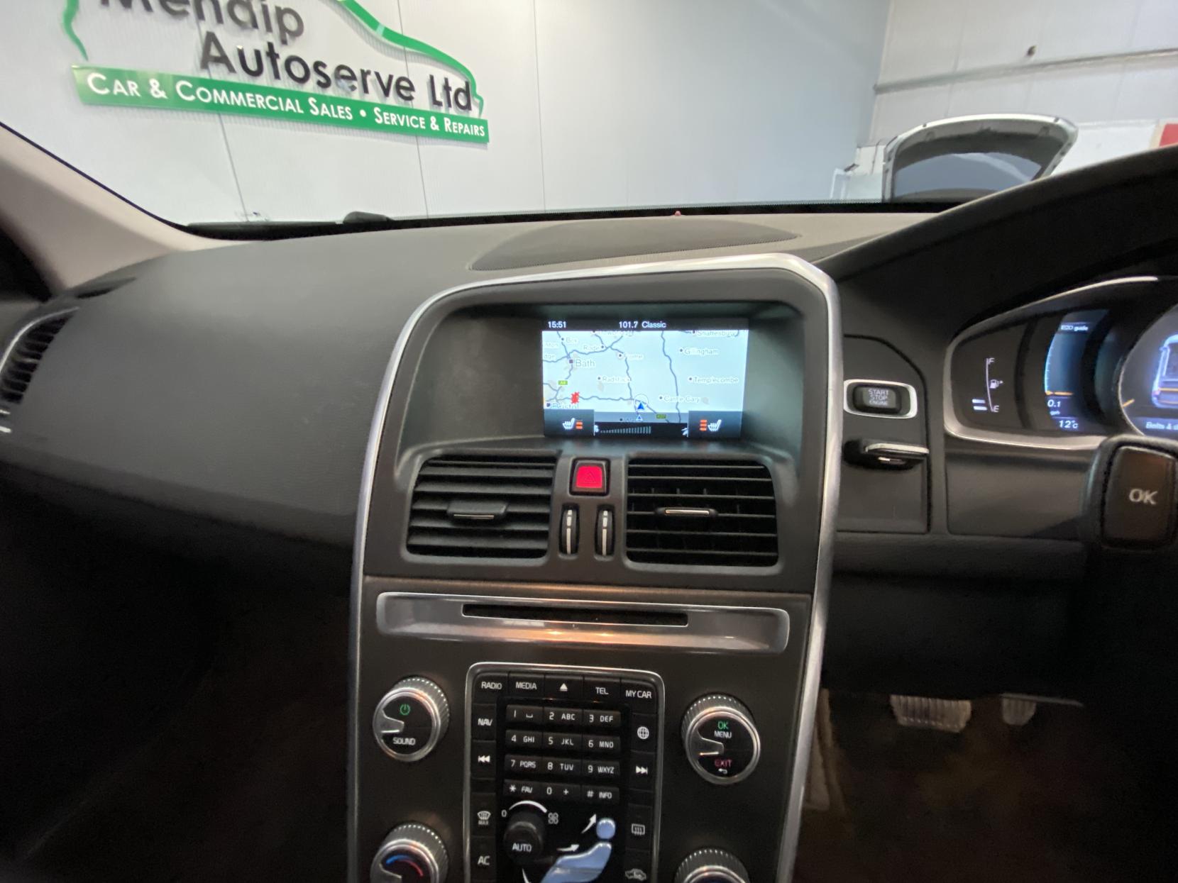 Volvo XC60 2.0 D4 SE Lux Nav SUV 5dr Diesel Auto Euro 6 (s/s) (190 ps)