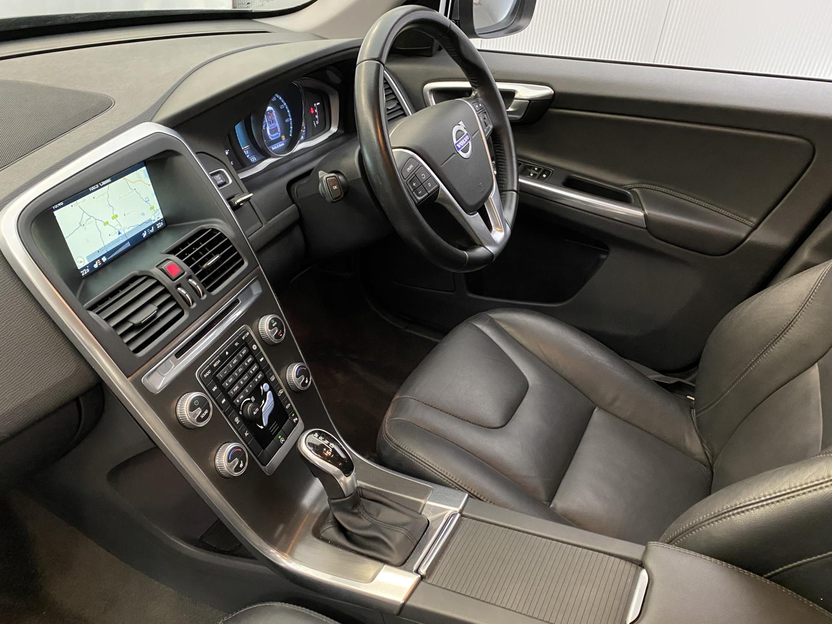 Volvo XC60 2.0 D4 SE Lux Nav SUV 5dr Diesel Auto Euro 6 (s/s) (190 ps)