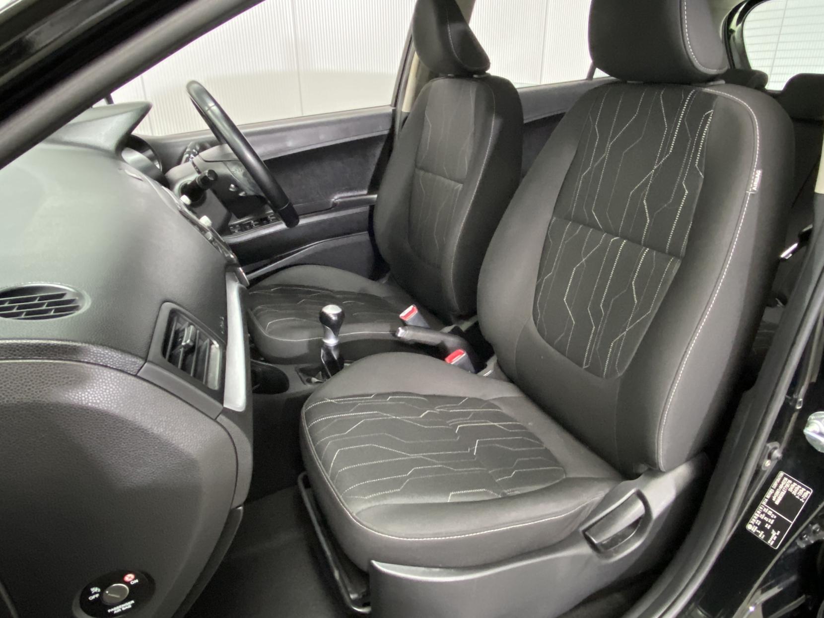 Kia Picanto 1.0 VR7 Hatchback 5dr Petrol Manual Euro 5 (68 bhp)
